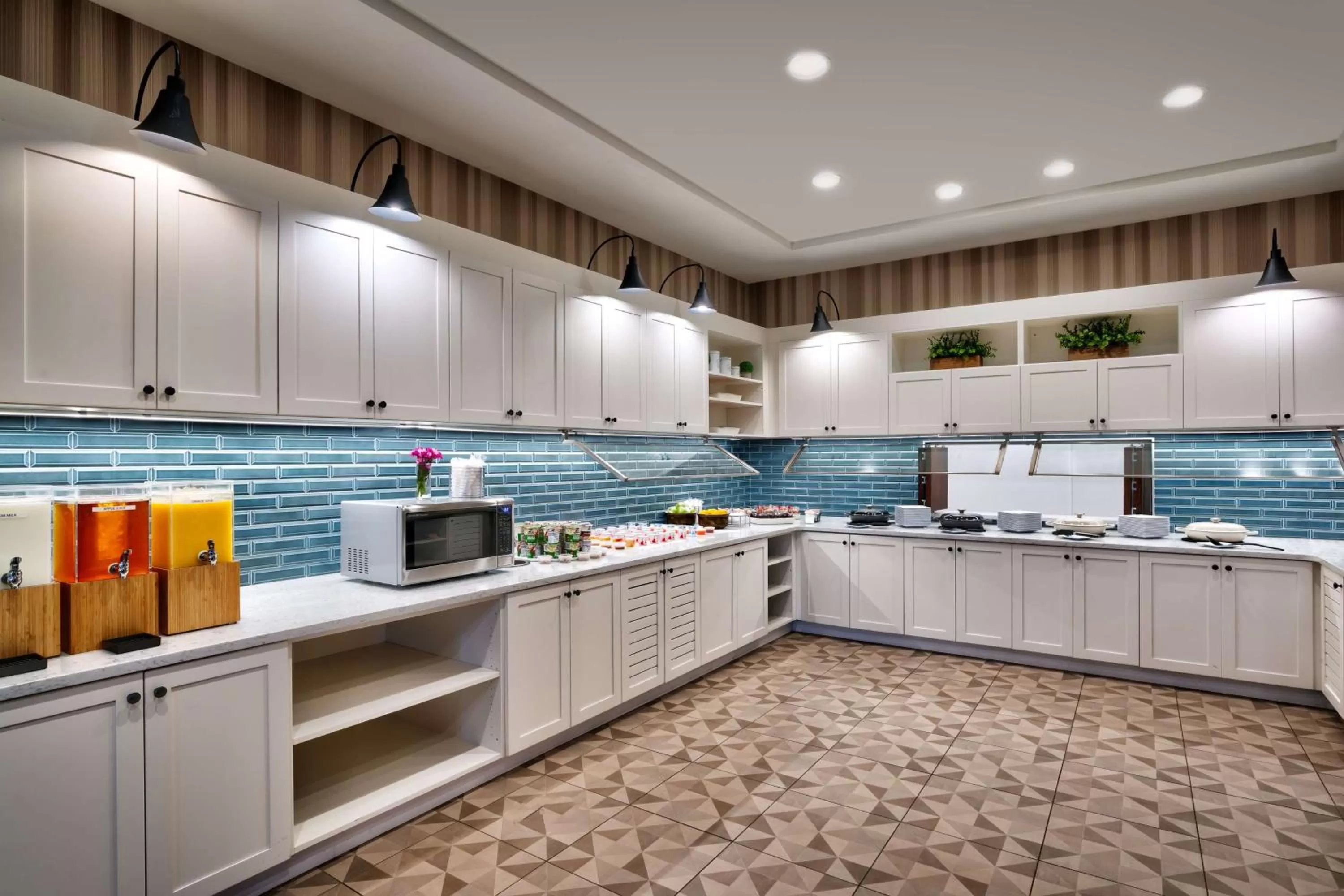 Breakfast in Hyatt Place Fayetteville/Springdale