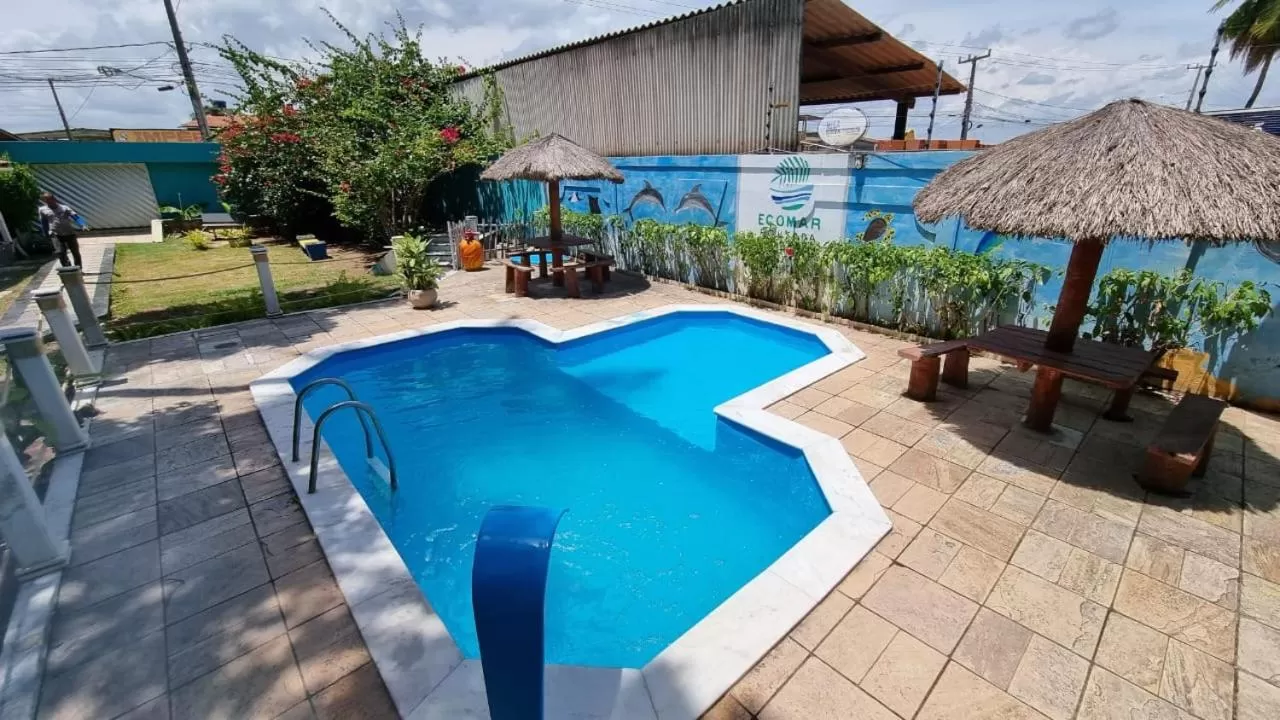 Swimming Pool in Ecomar Pousada