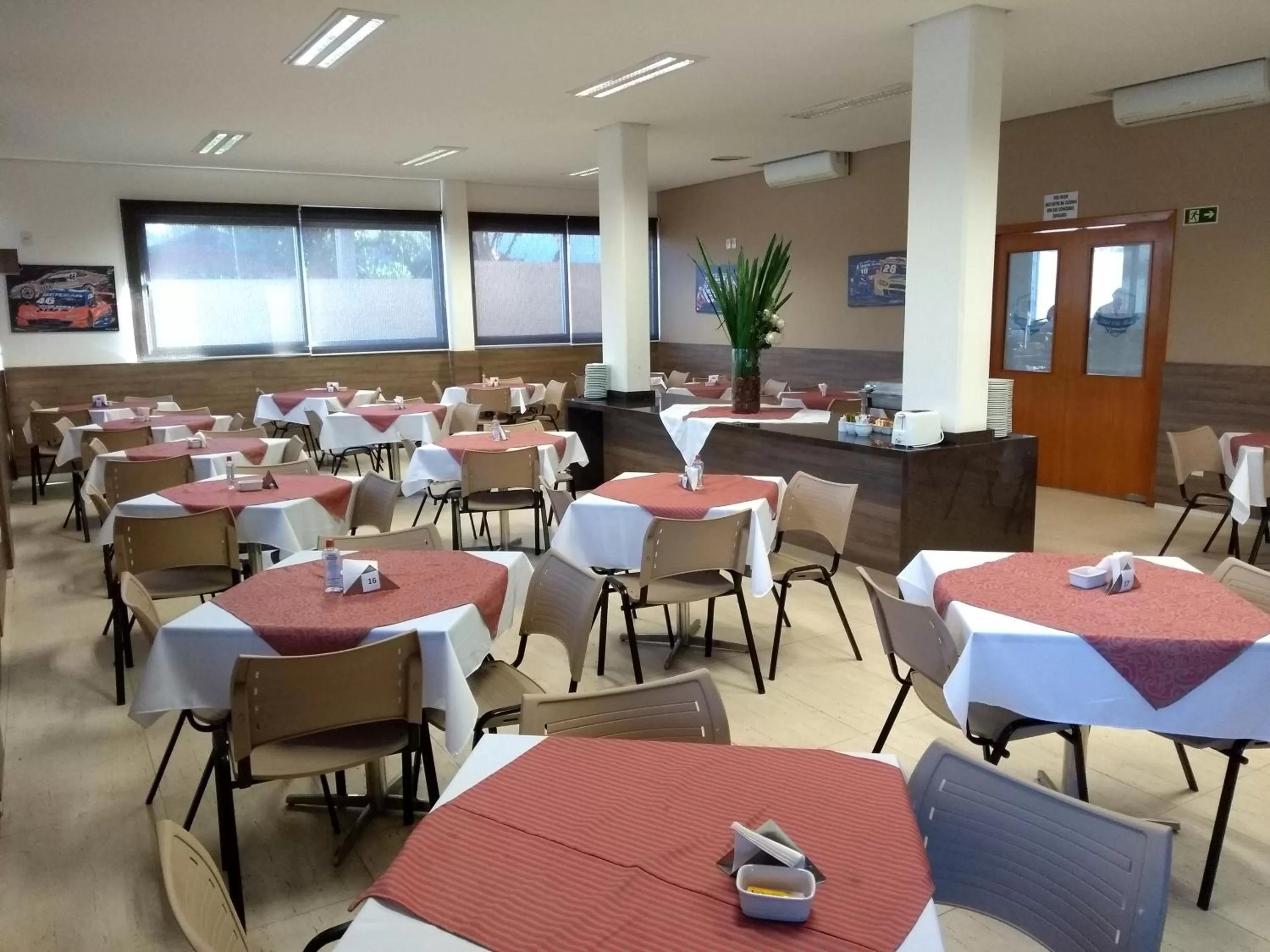 Food and drinks in Hotel Ville House Premium