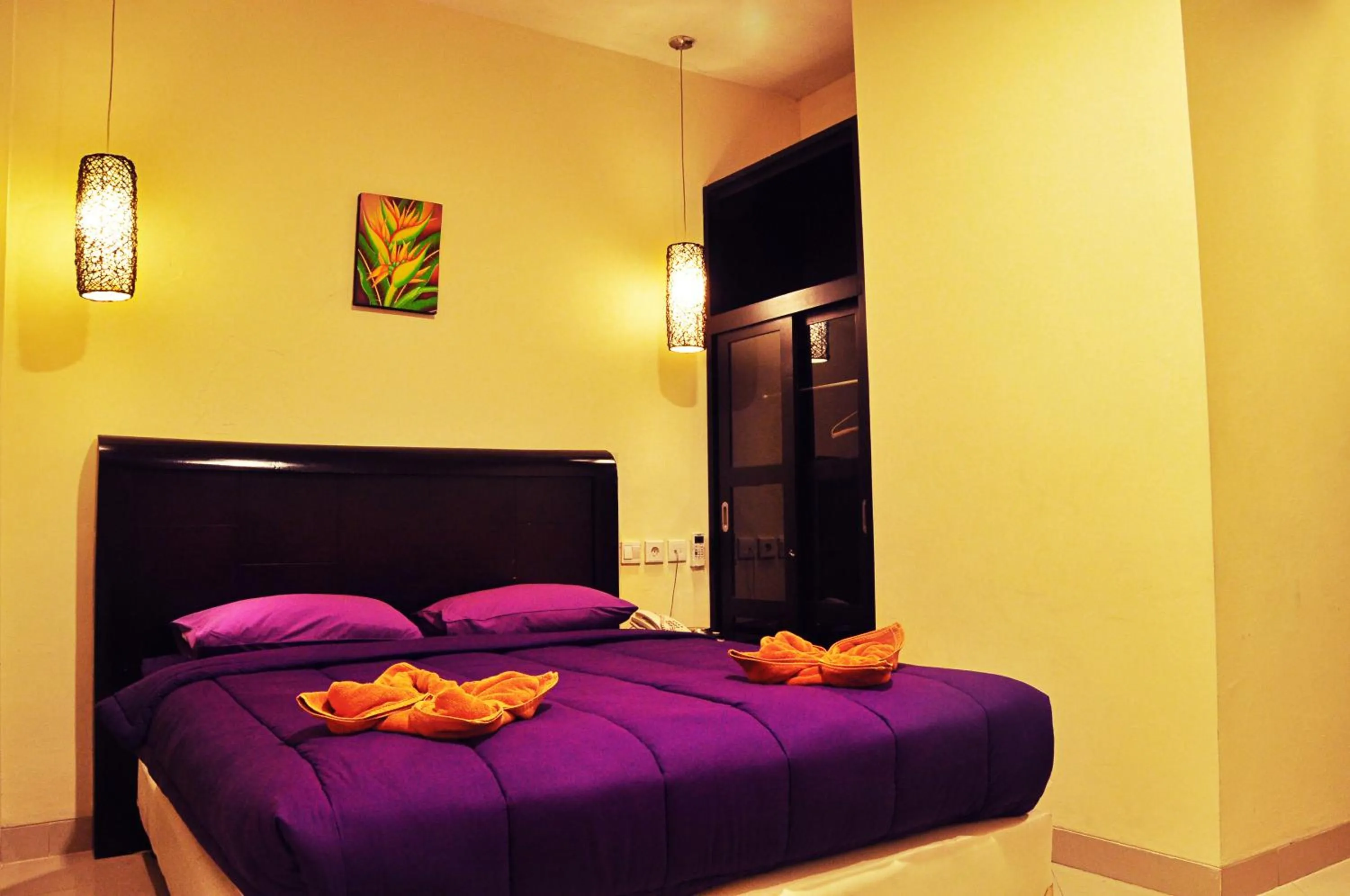 Decorative detail, Bed in Guest House Matahari