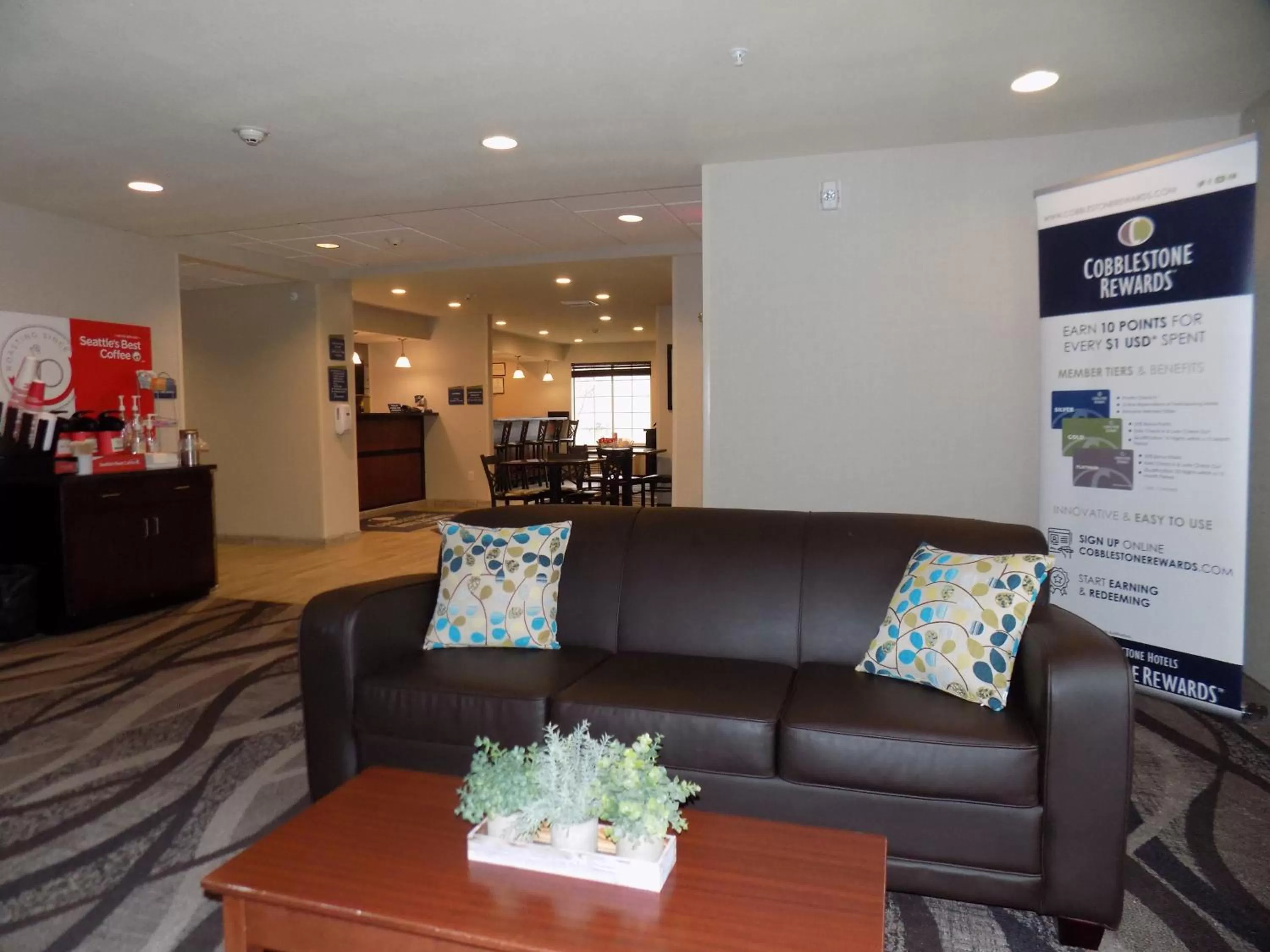 Lobby or reception in Cobblestone Hotel & Suites - Seward