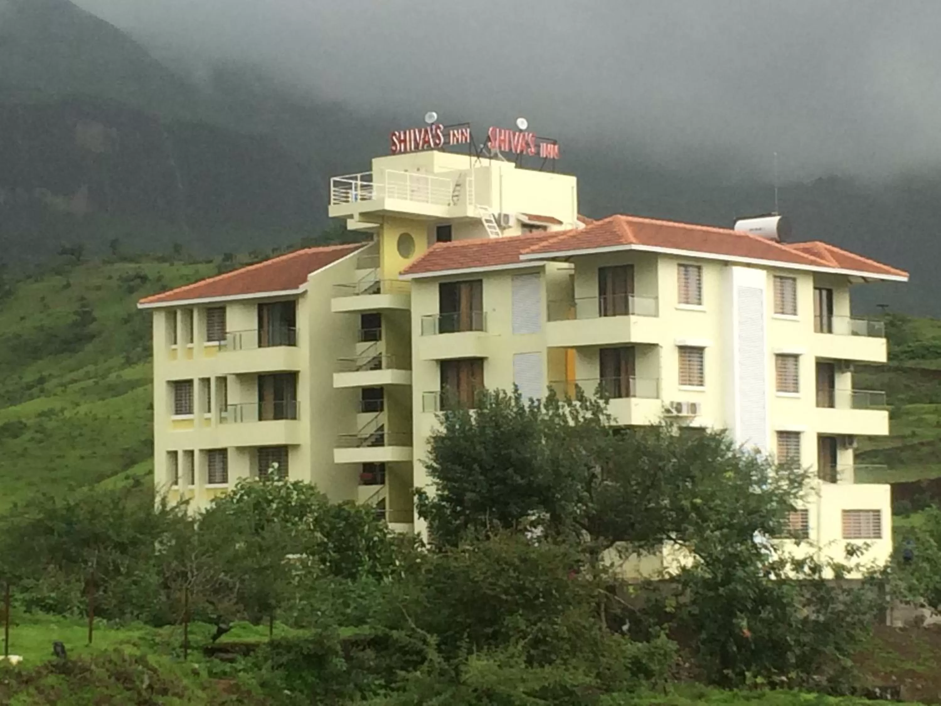 Property building in Hotel Shiva's Inn