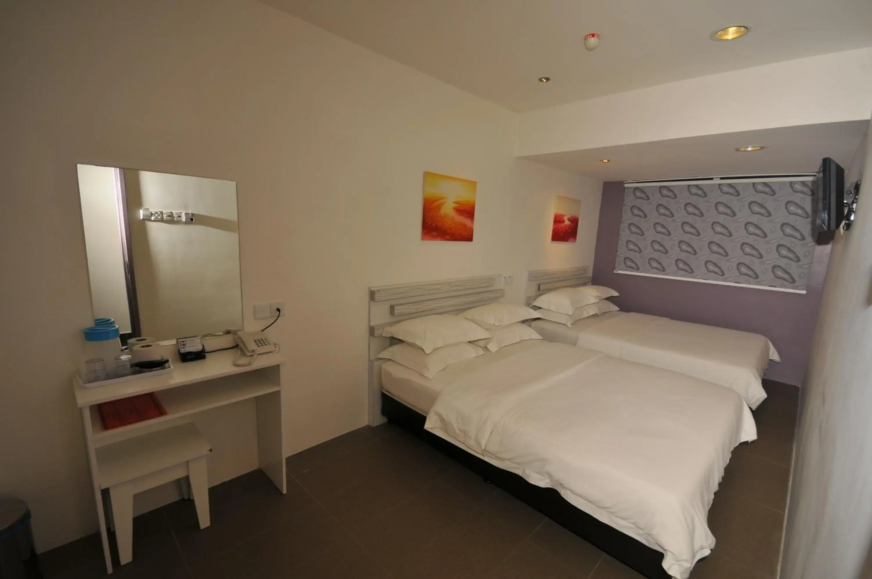 Deluxe Family Room in M Design Hotel @ Pandan Indah Deluxe Family Room in M Design Hotel @ Pandan Indah