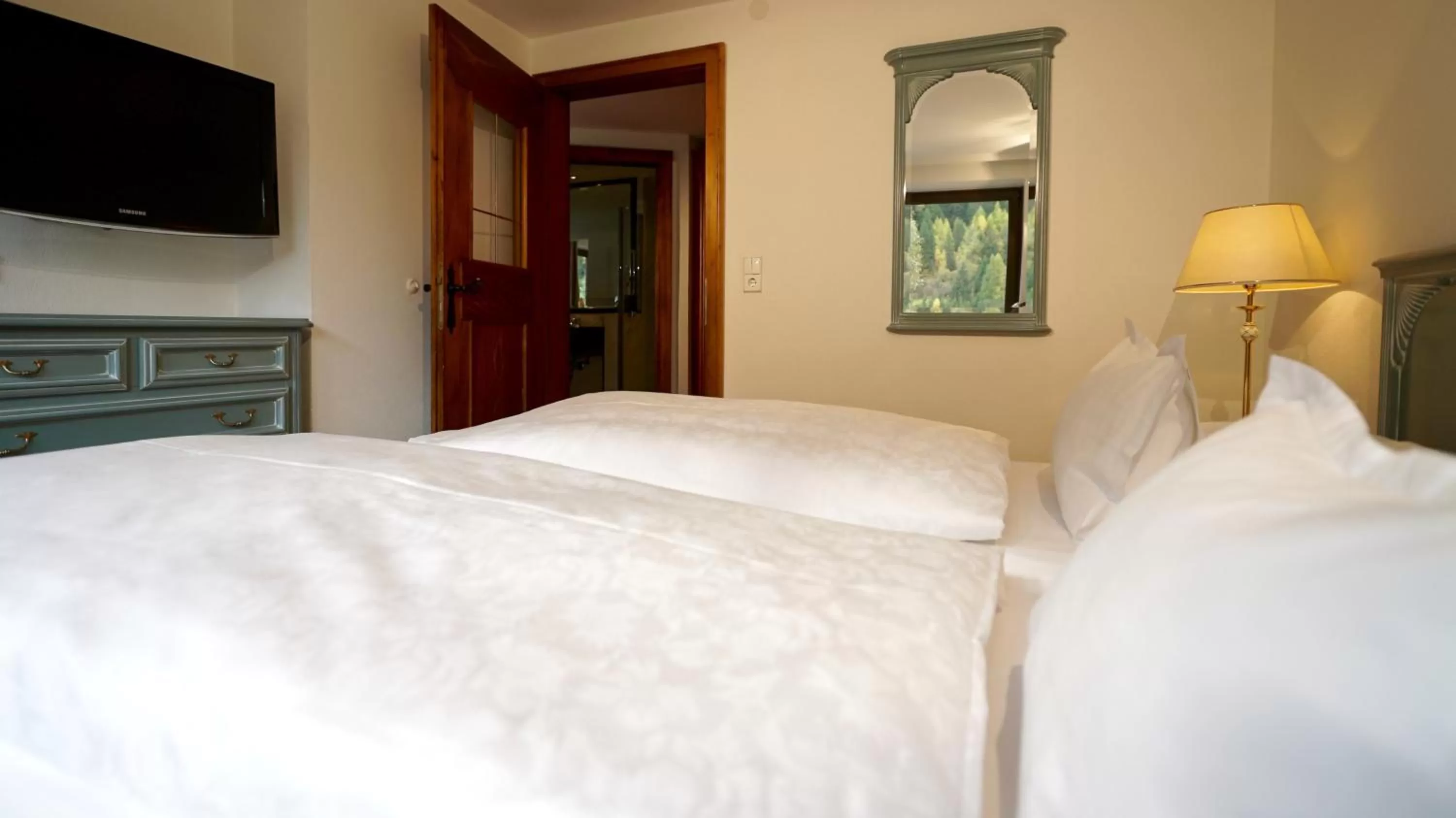 Bedroom, Bed in Wellnesshotel Mein Almhof Superior