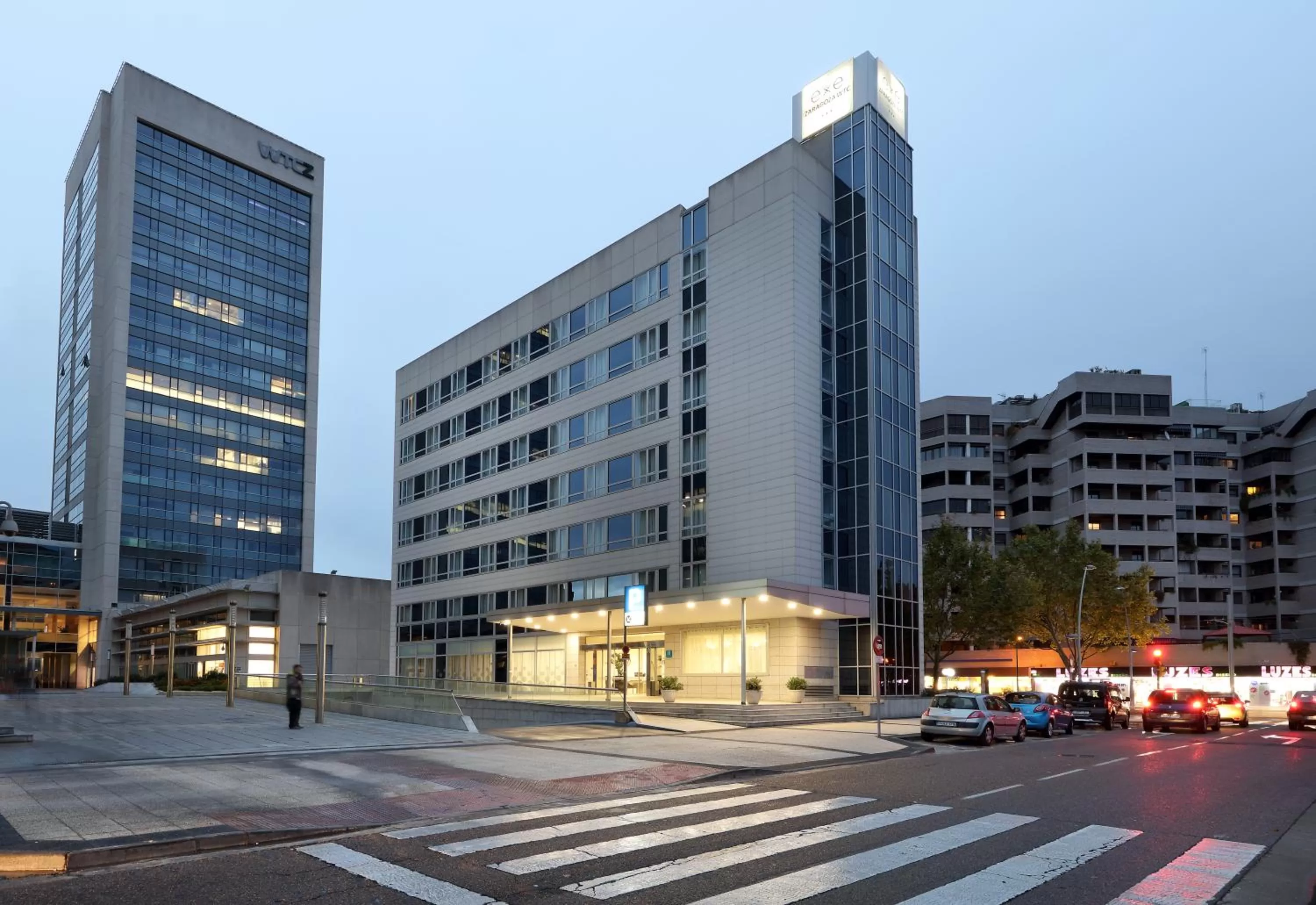 Property building in Exe Zaragoza WTC