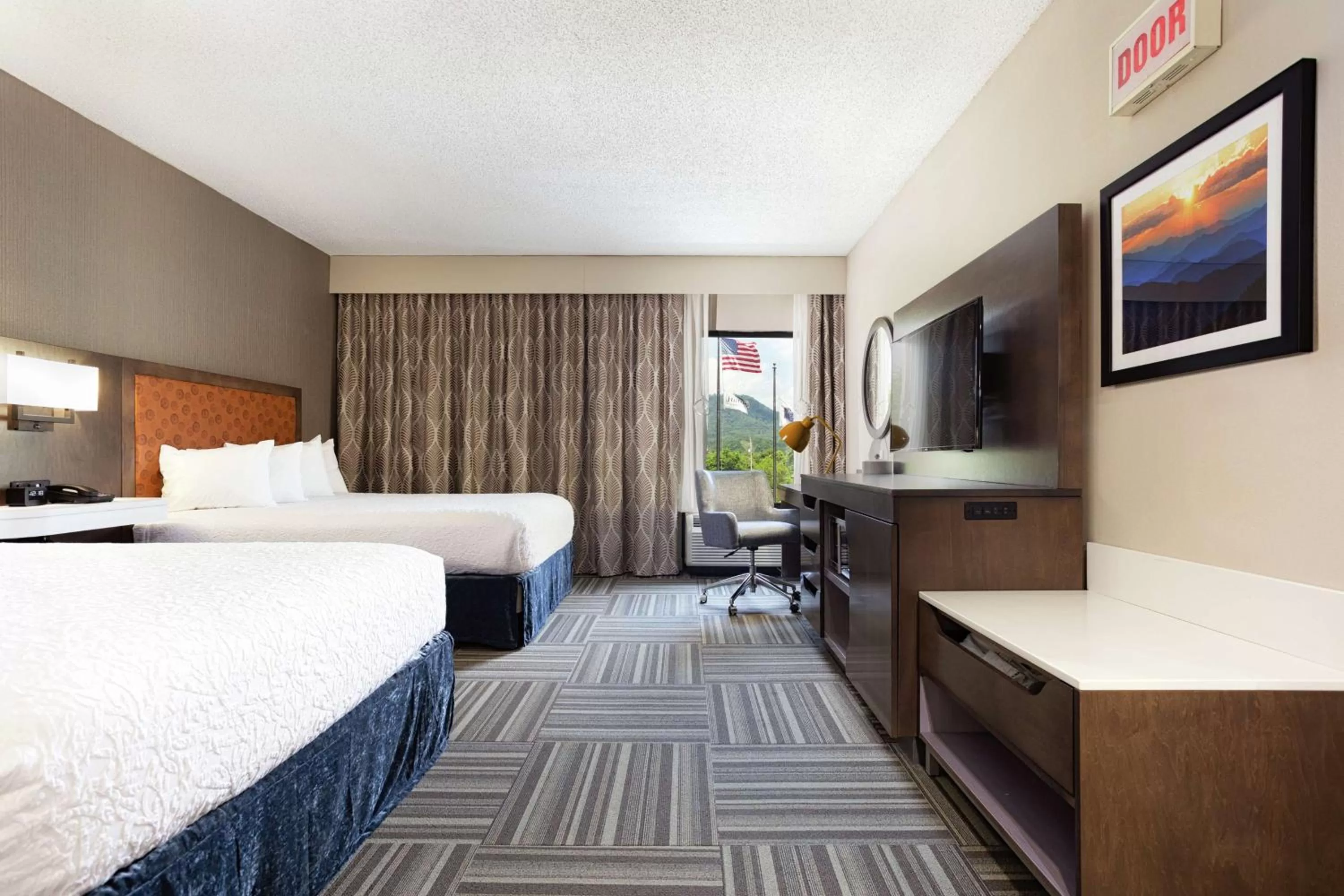 Bedroom, Bed in Hampton Inn Kingsport