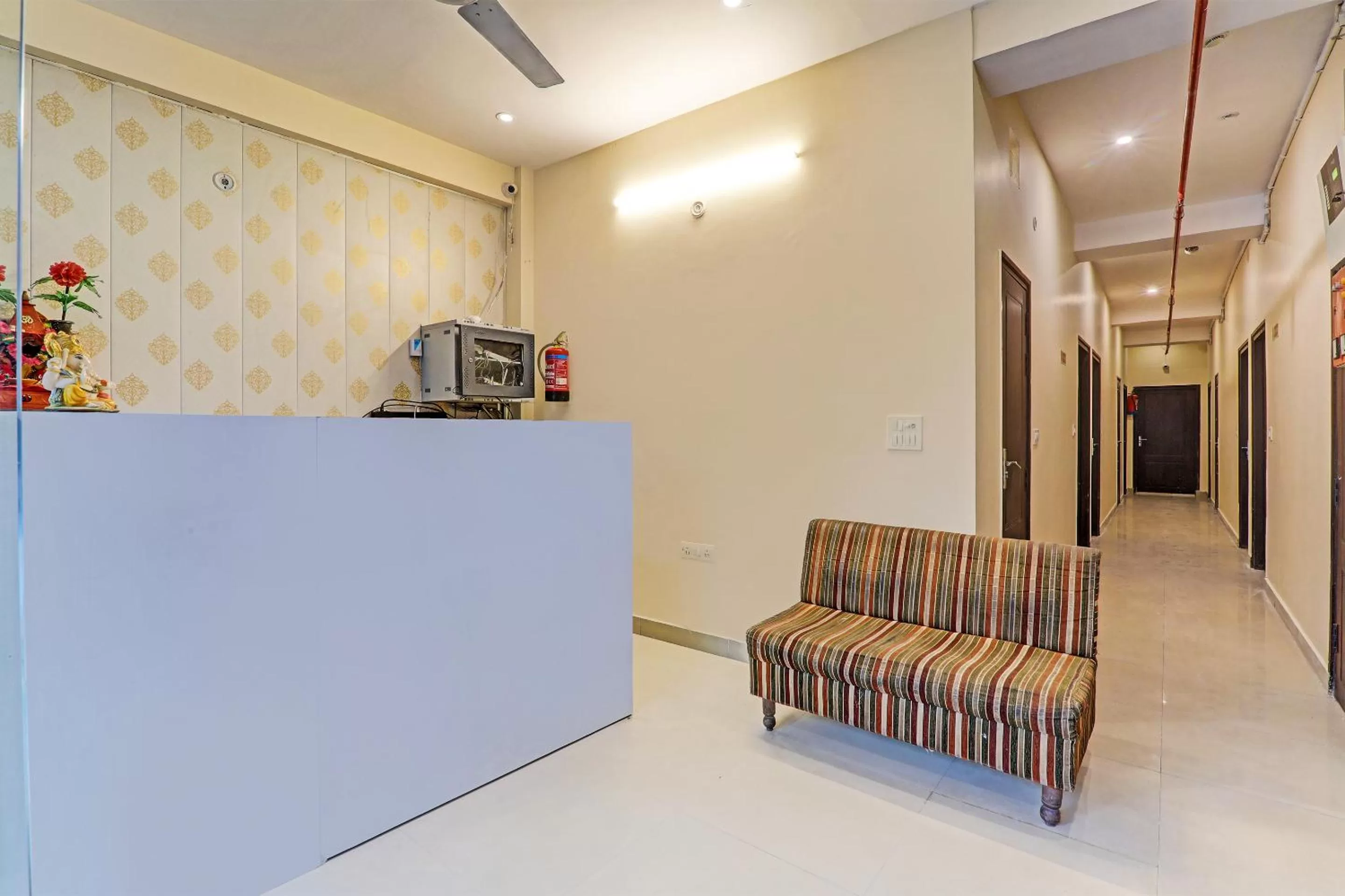 TV and multimedia, Lobby/Reception in Hotel Agoura Prime