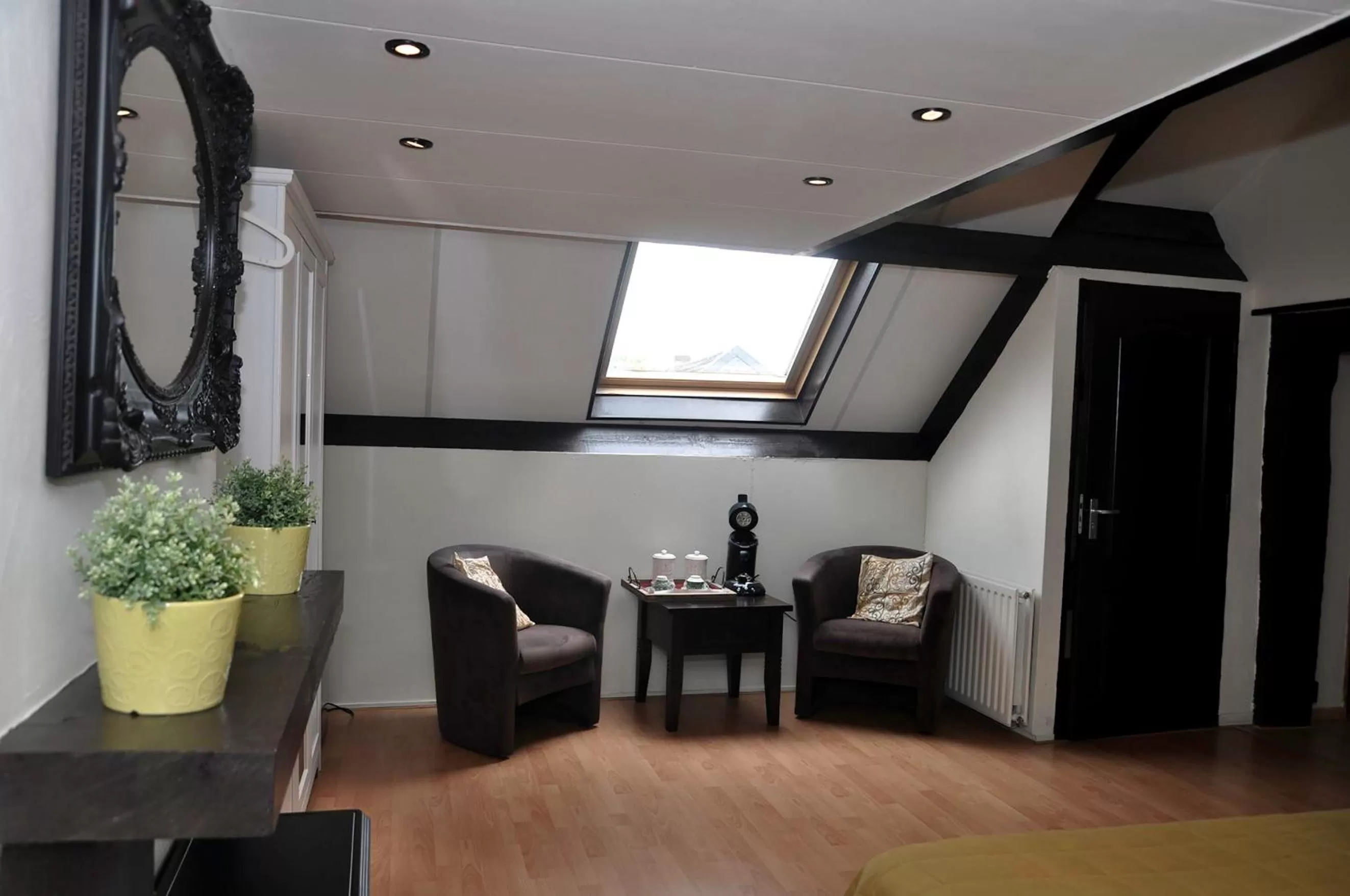 Coffee/tea facilities, Seating Area in Gasterij de Poort