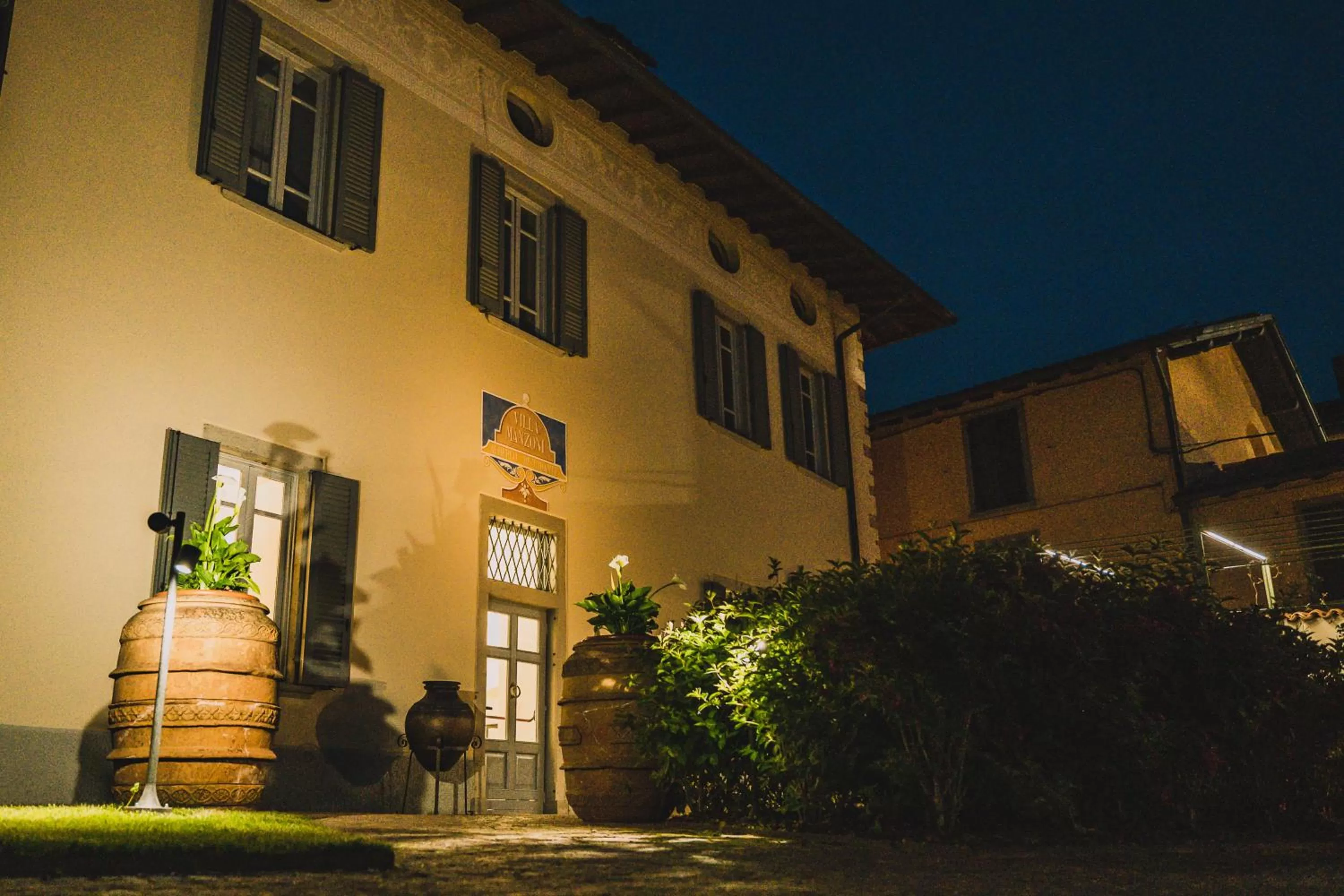 Property building in VILLA MANZONI