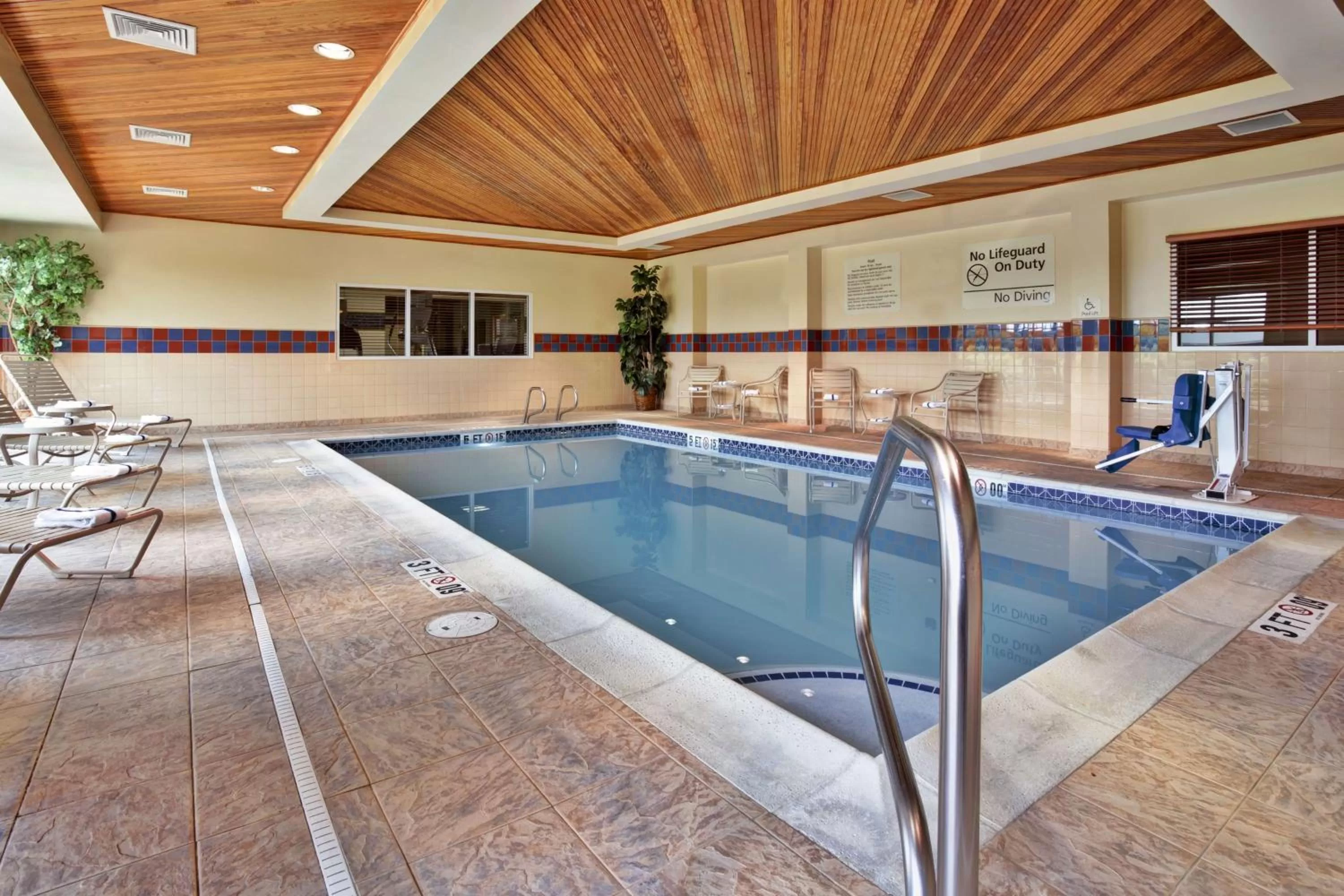 Pool view in Hampton Inn Rutland/Killington