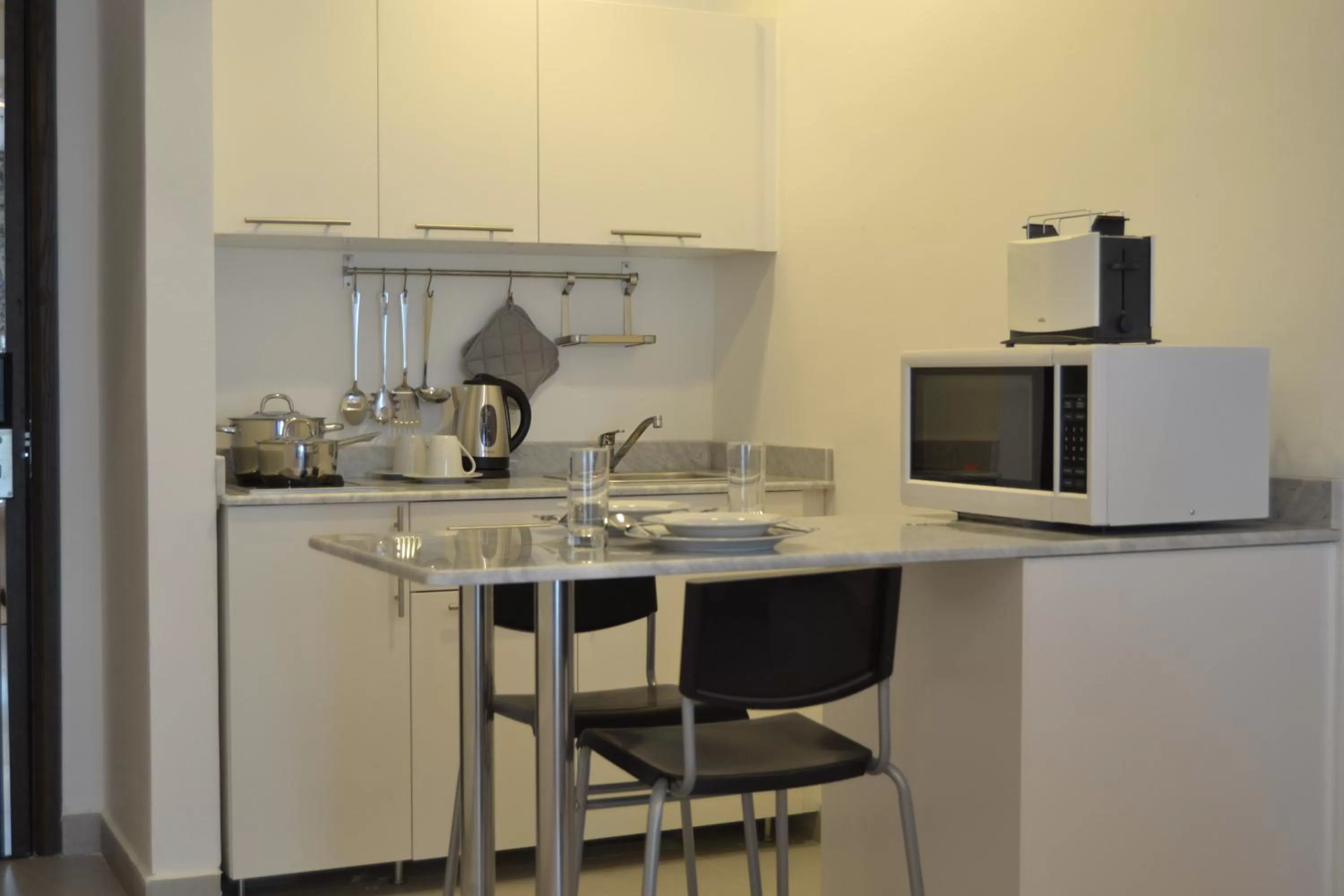 Kitchen/Kitchenette in Sedra Residence