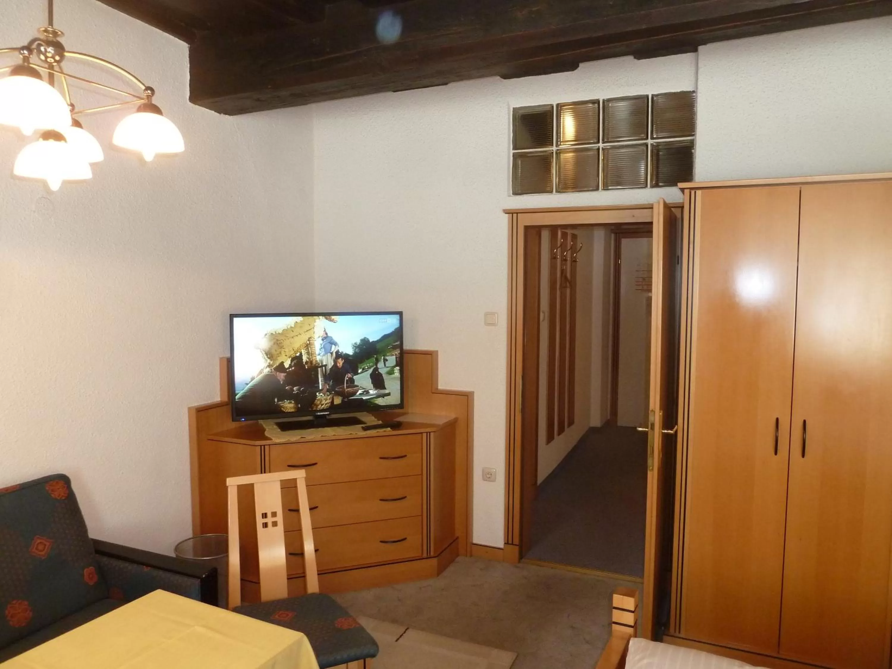 TV/Entertainment Center in Gasthof Eisentor