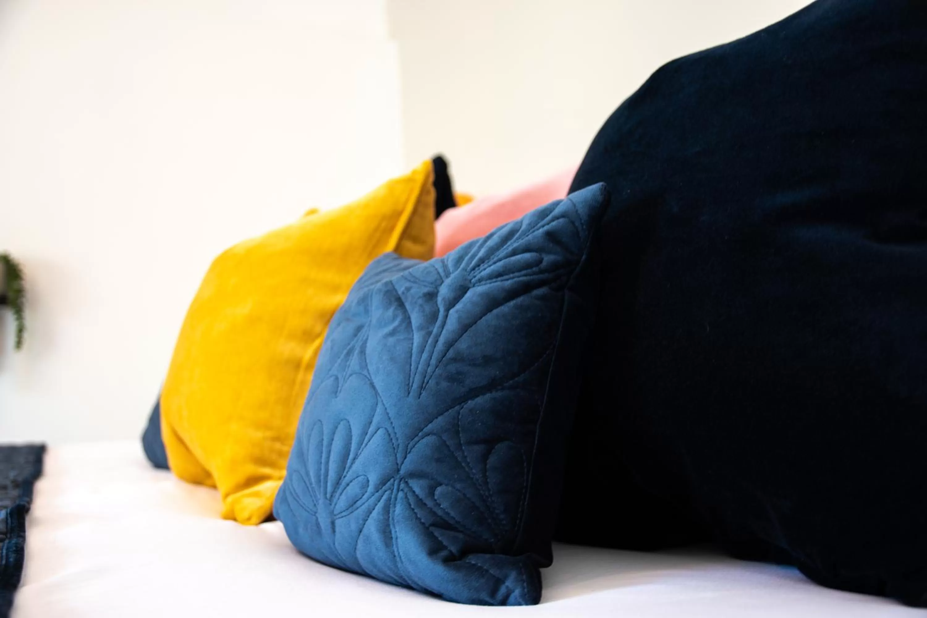 Bed in Apple Tree Bed and Breakfast