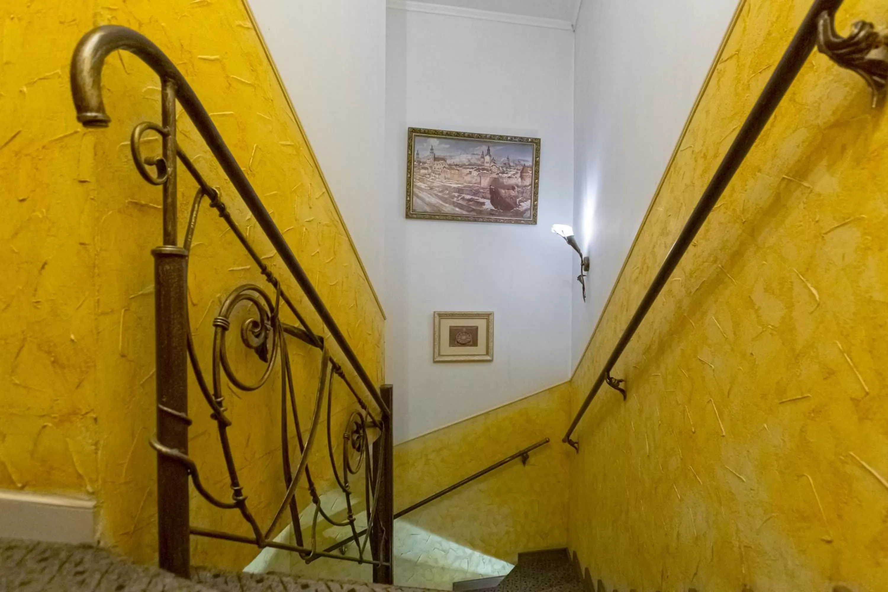 Decorative detail in Staryi Krakiv