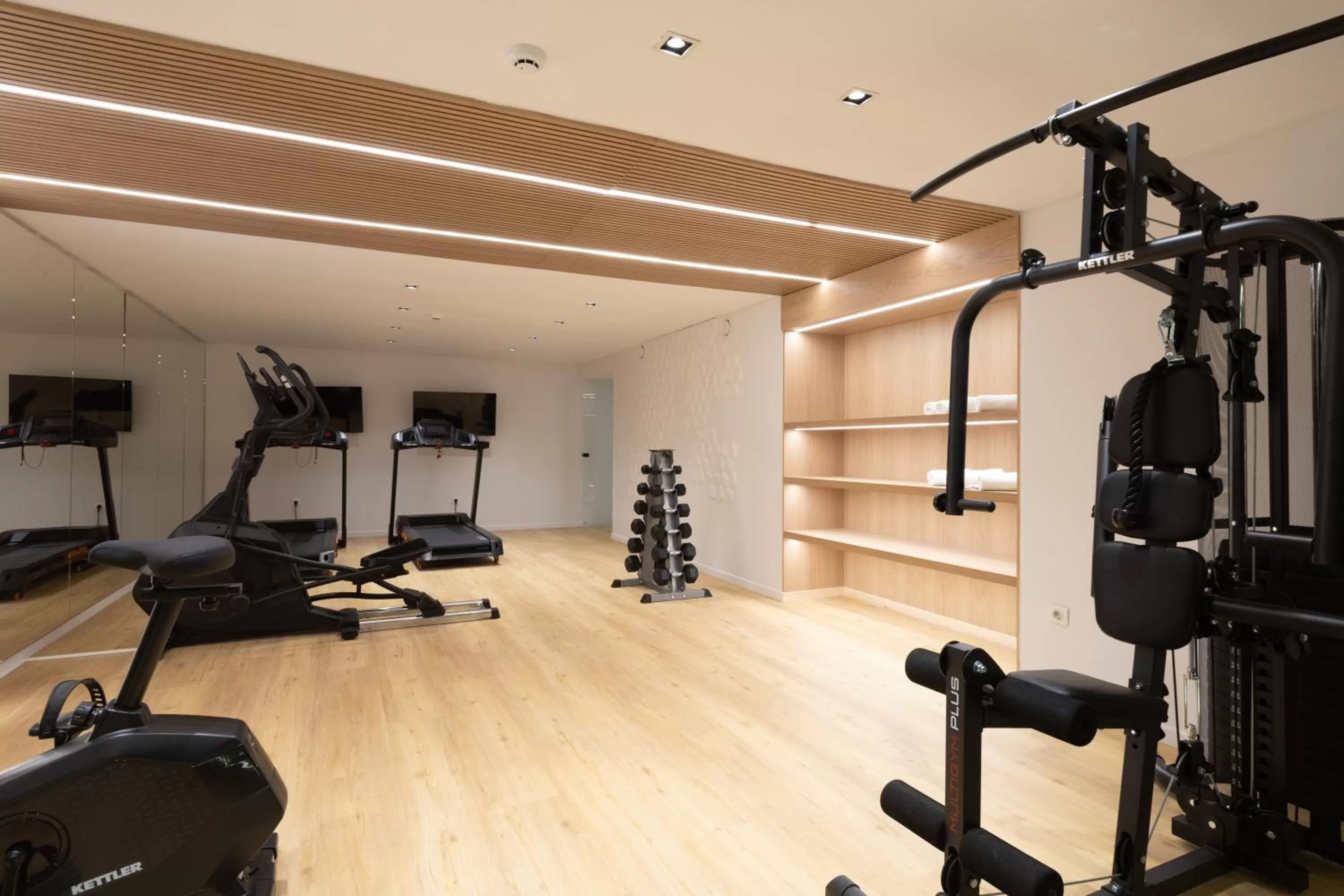 Fitness centre/facilities in Incanto Boutique Suites - Neos Kosmos
