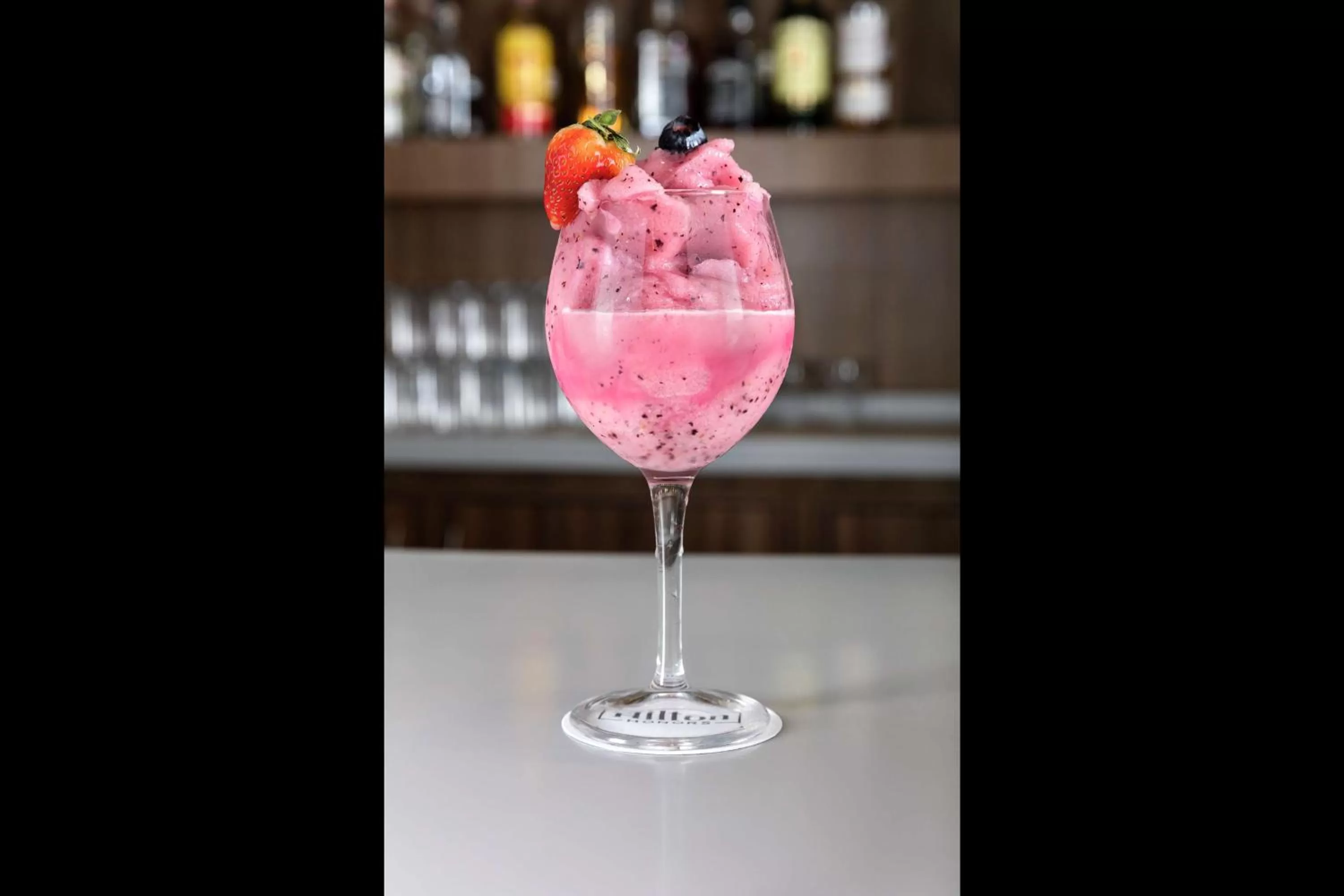 Lounge or bar in Hilton Mexico City Airport