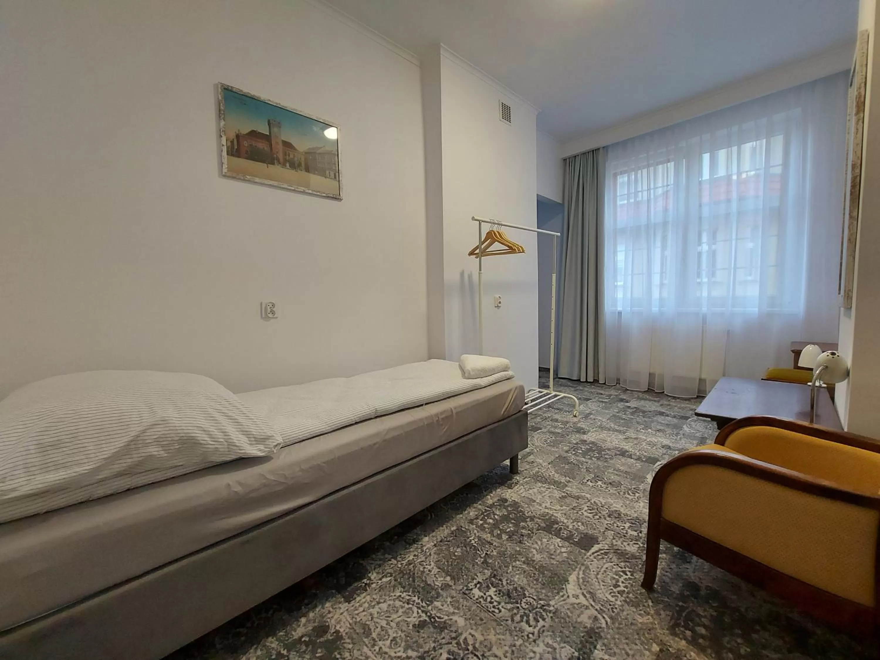 Photo of the whole room, Bed in Kamienica1924