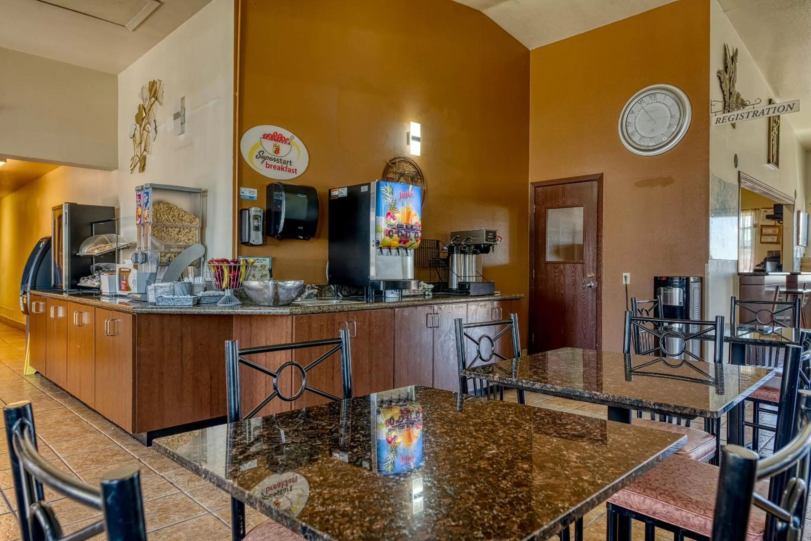 Breakfast in Super 8 by Wyndham Alamosa