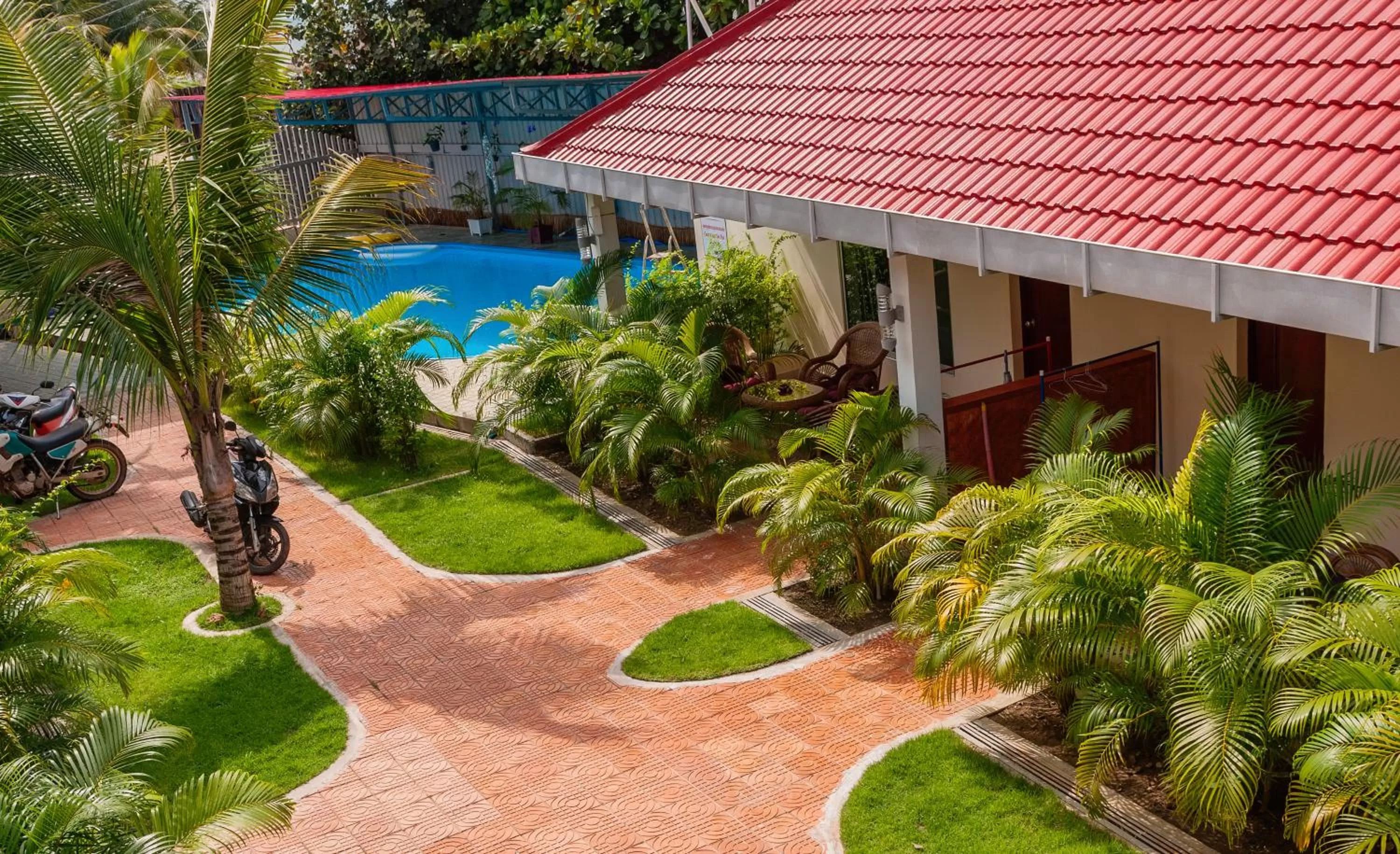 Bird's eye view, Pool View in Spayhiti