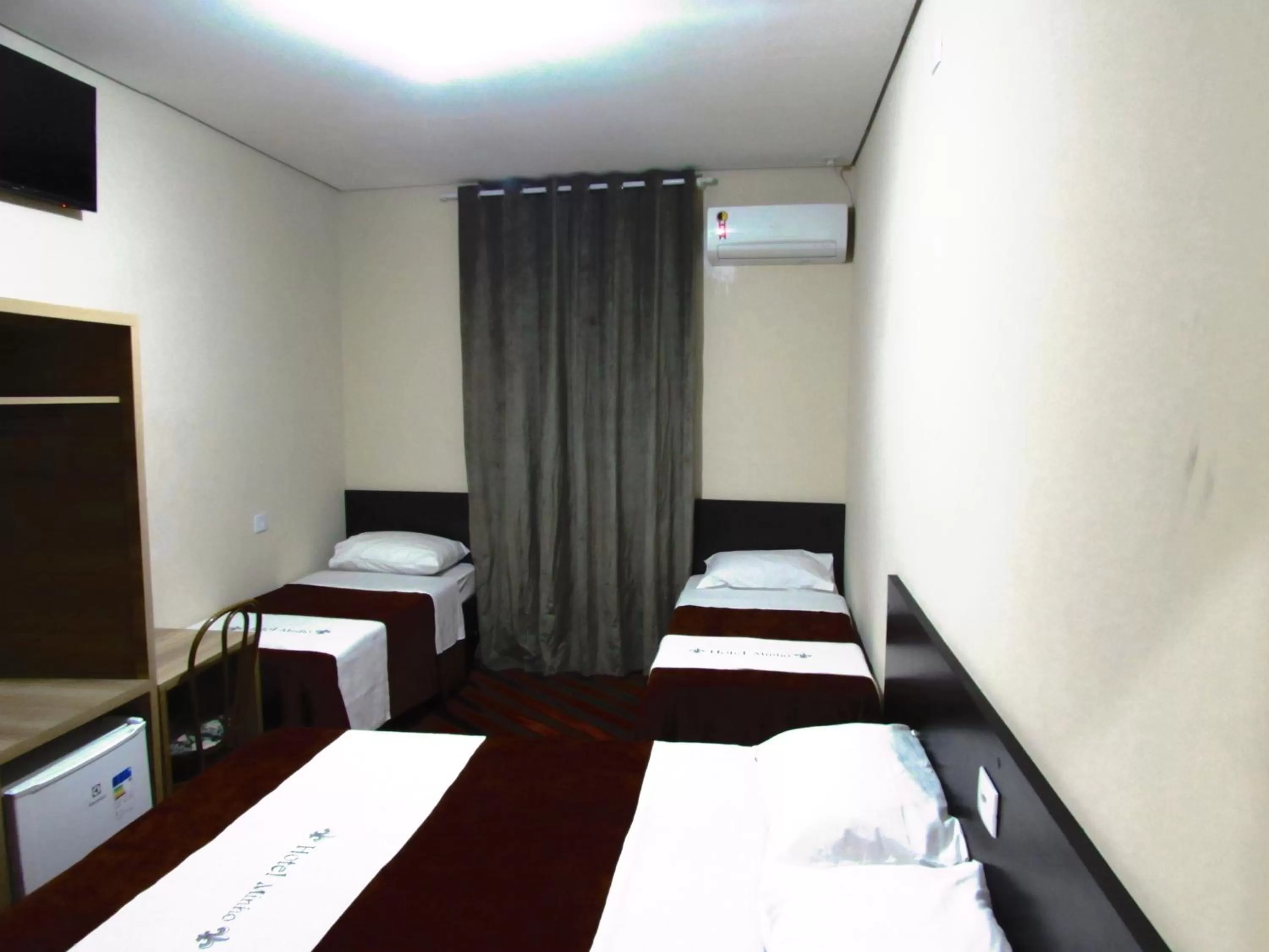 Bed in Hotel Minho -Próximo 25 Março , Brás e Bom Retiro