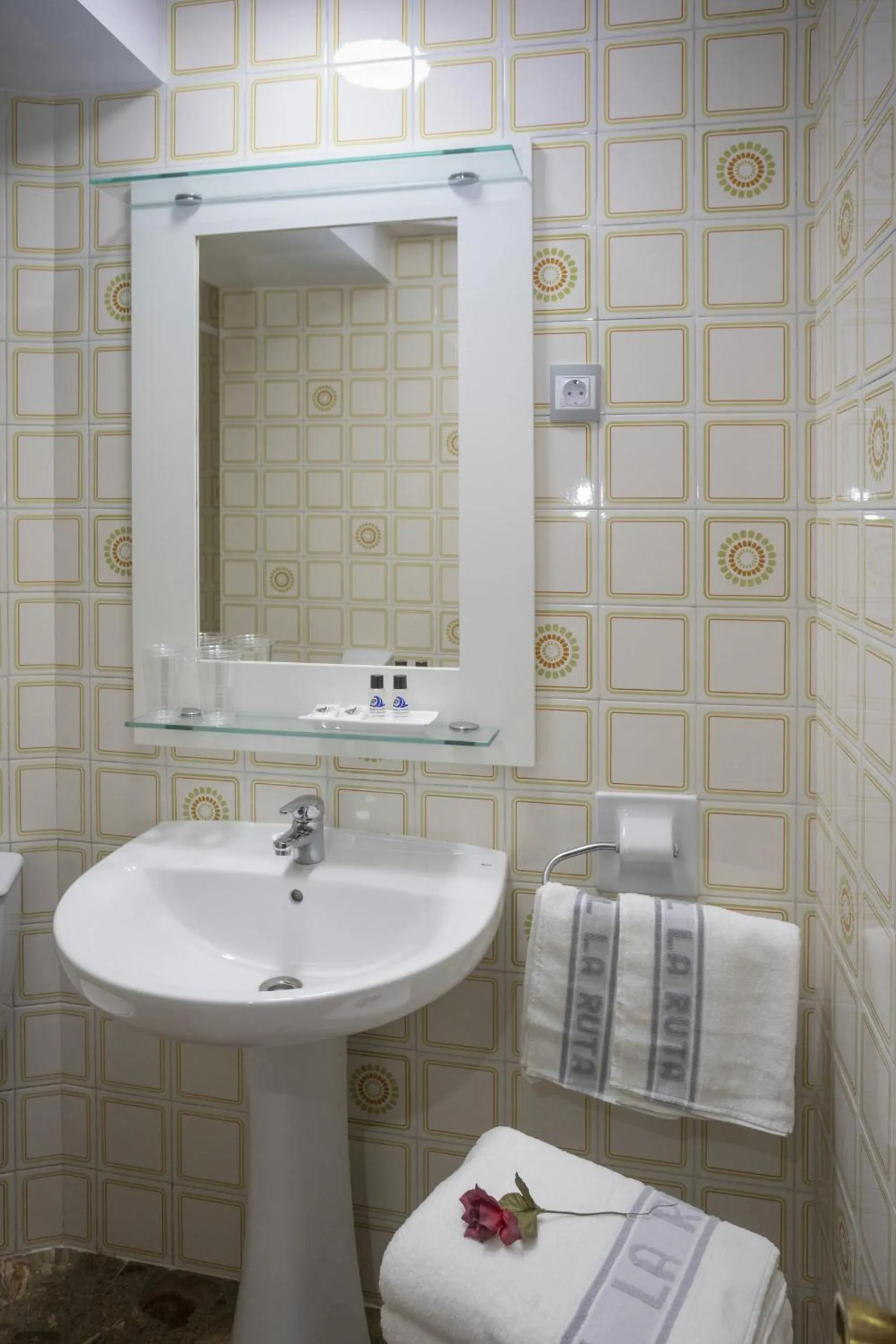 Bathroom in Hotel La Ruta