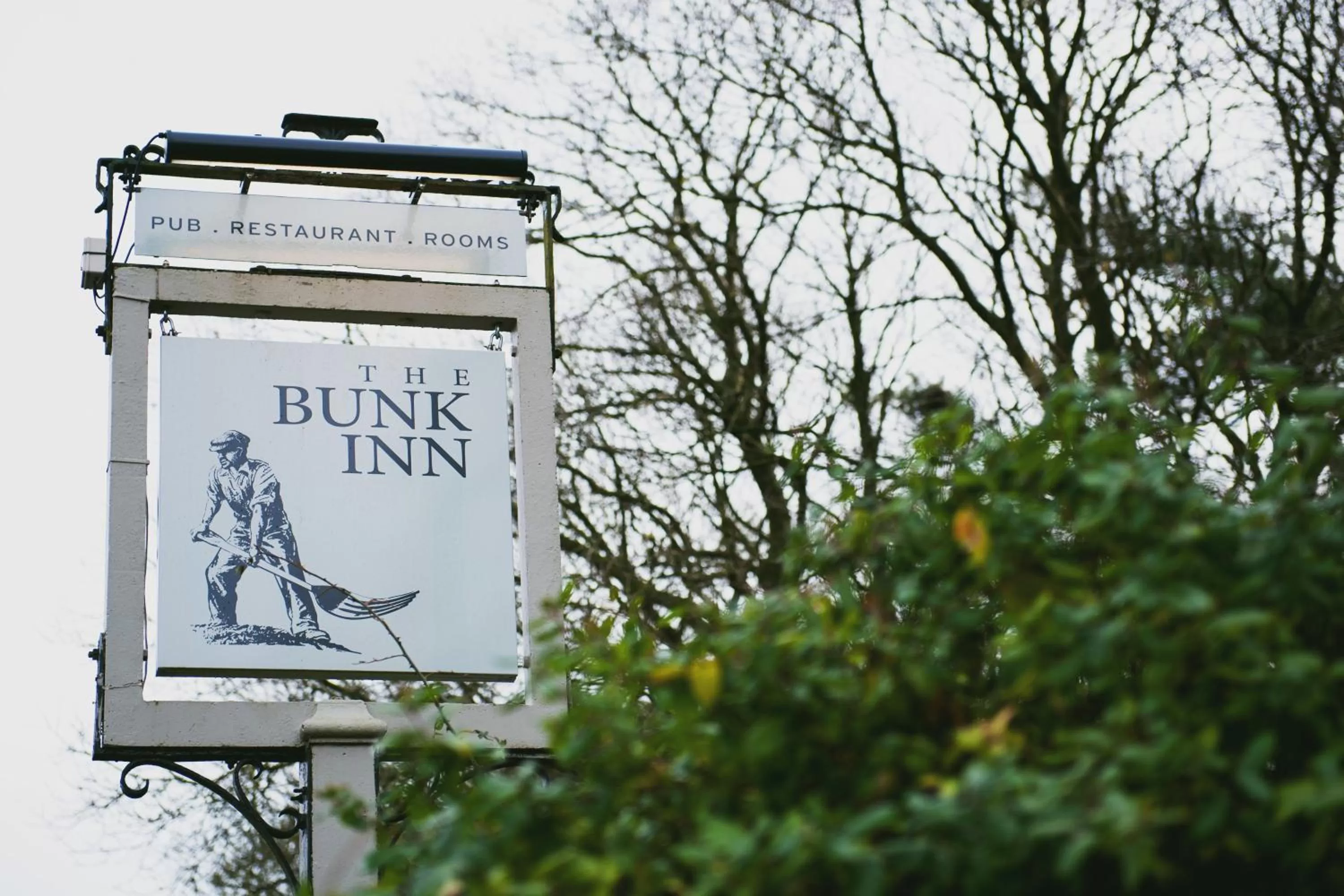 Restaurant/places to eat in The Bunk Inn