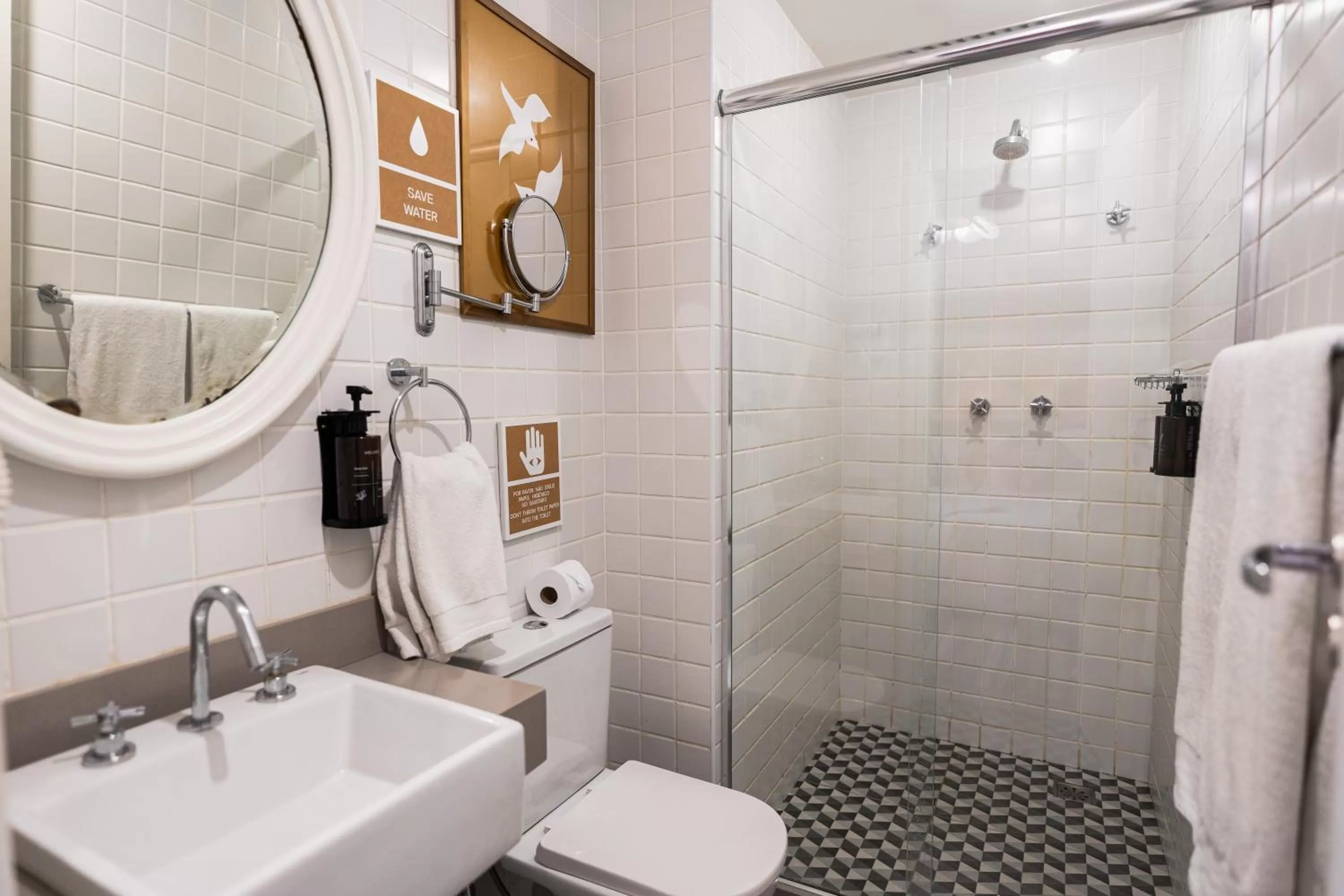 Bathroom in Selina Copacabana