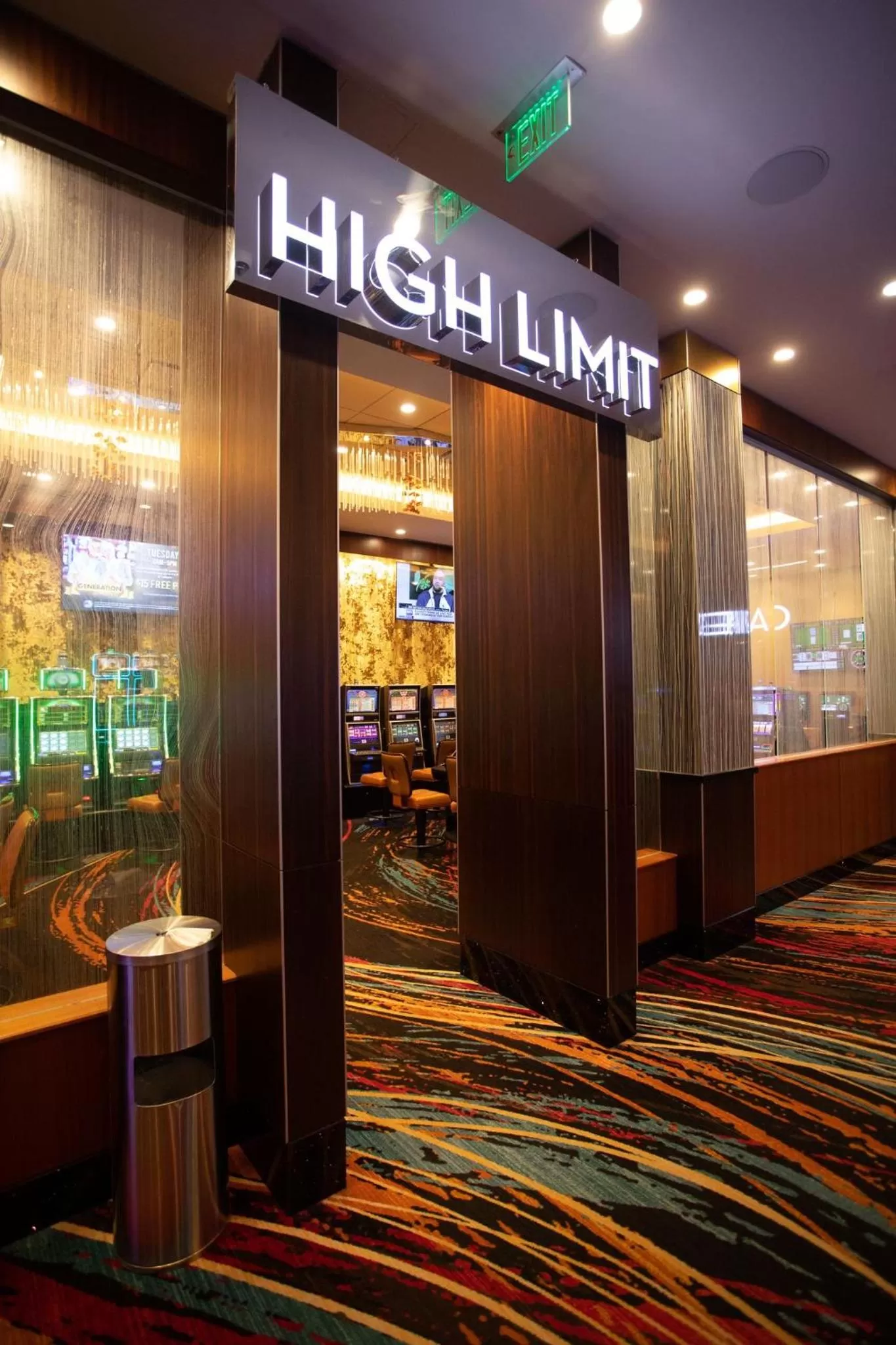 Casino in Jake's 58 Casino Hotel - Adults Only