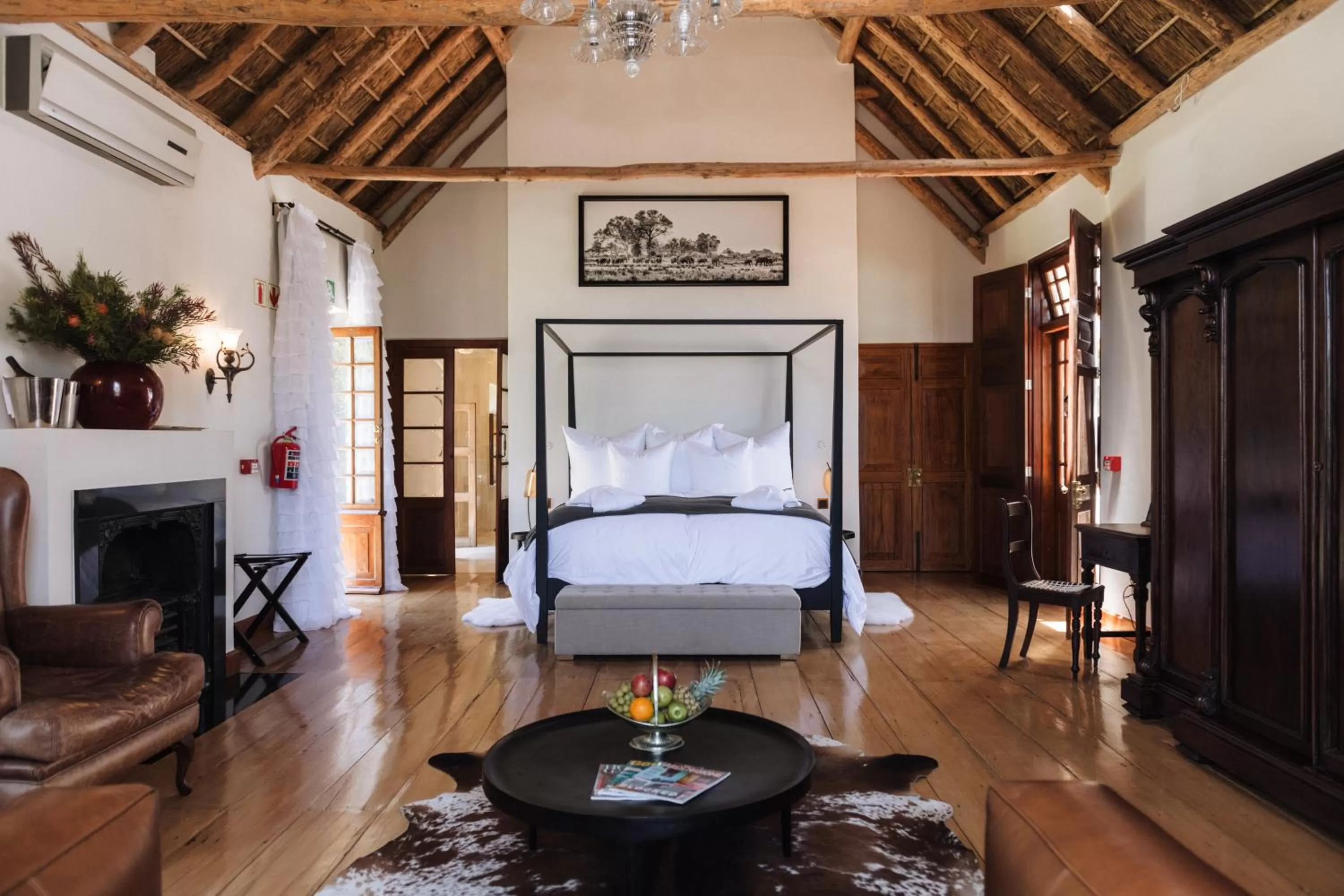 Photo of the whole room, Bed in Adara Palmiet Valley Luxurious Boutique Farm Hotel