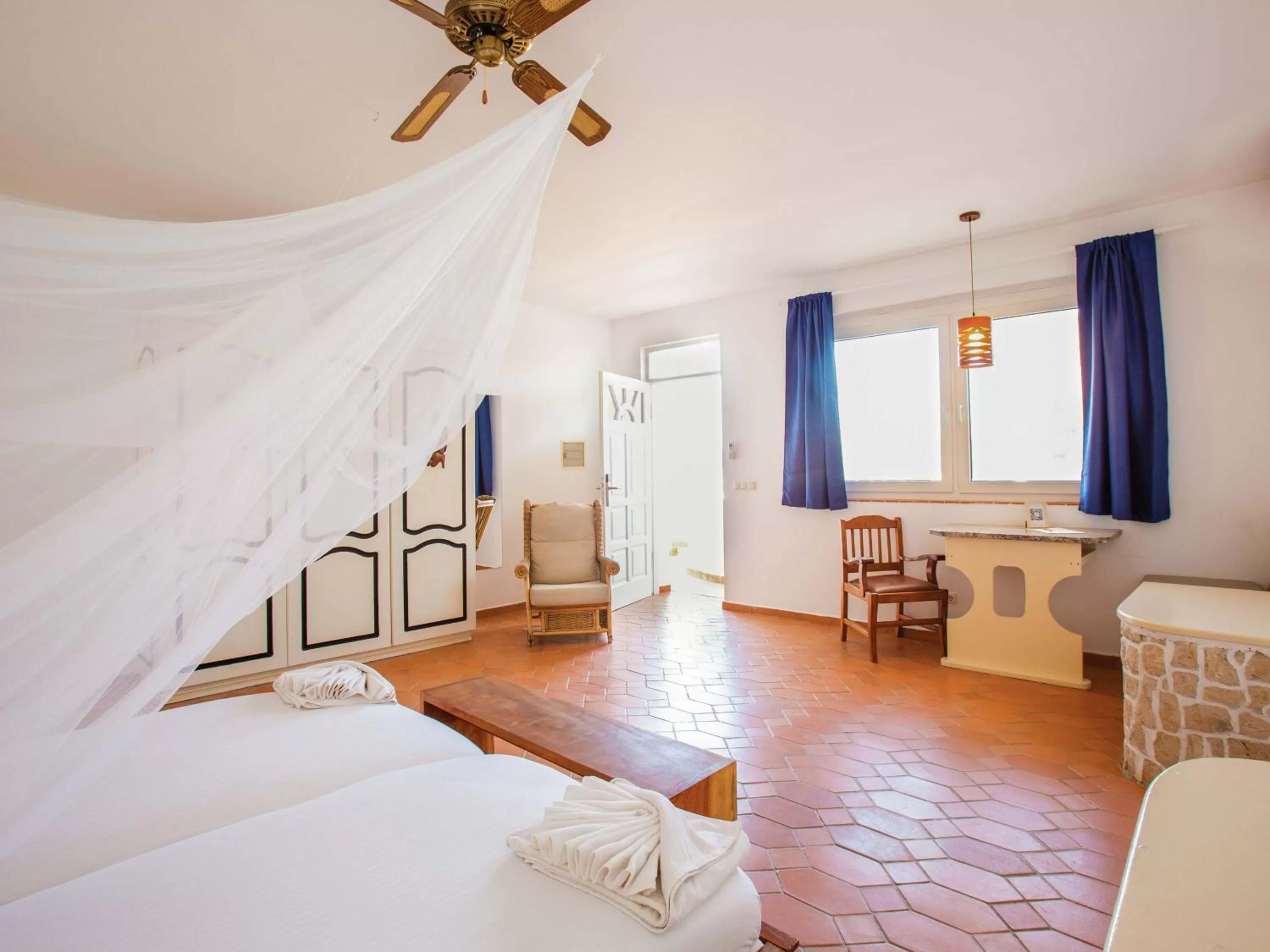 Photo of the whole room, Bed in King Fisher Village Eco-Boutique Hotel