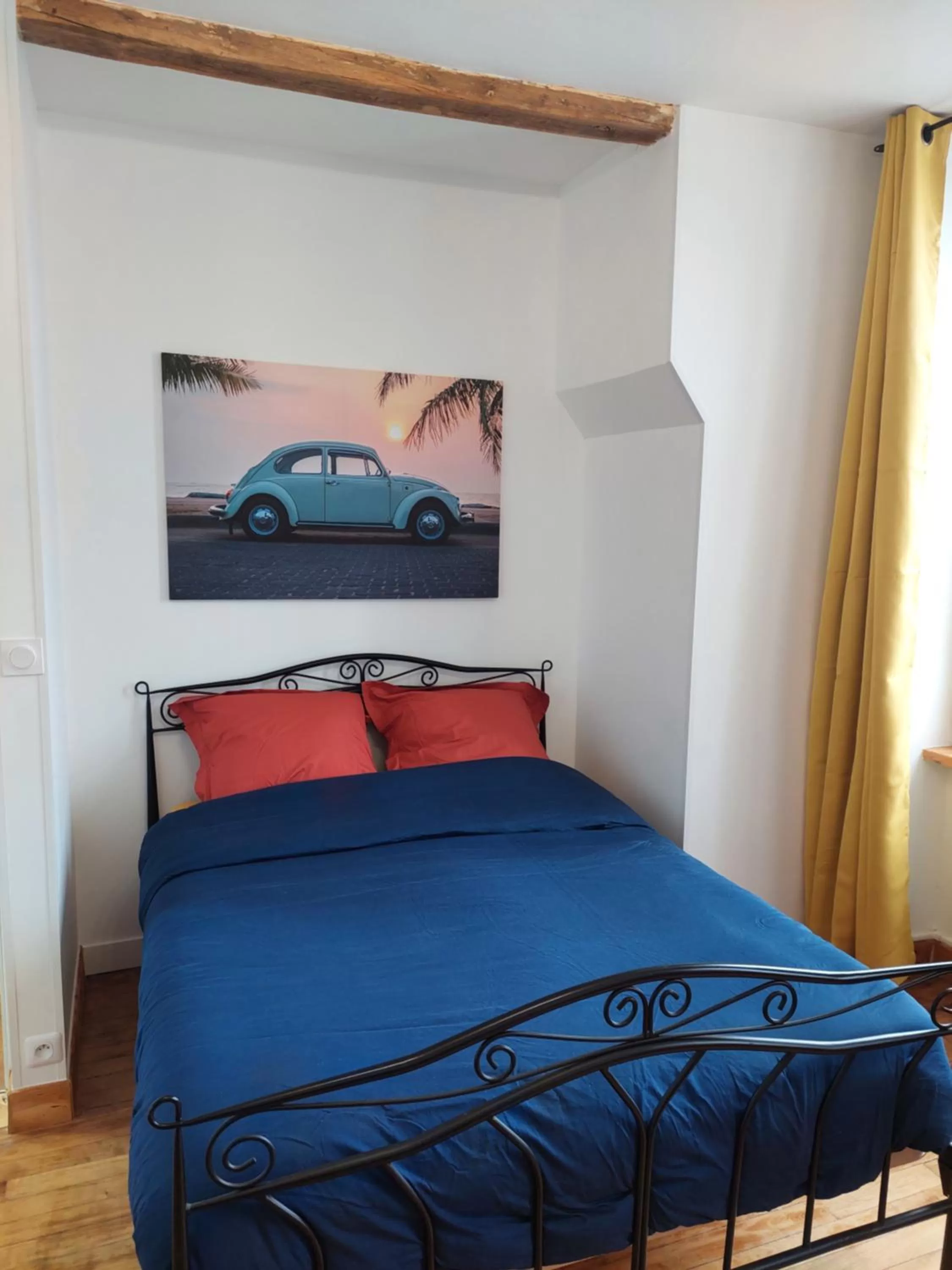 Bed in Kilomètre 99