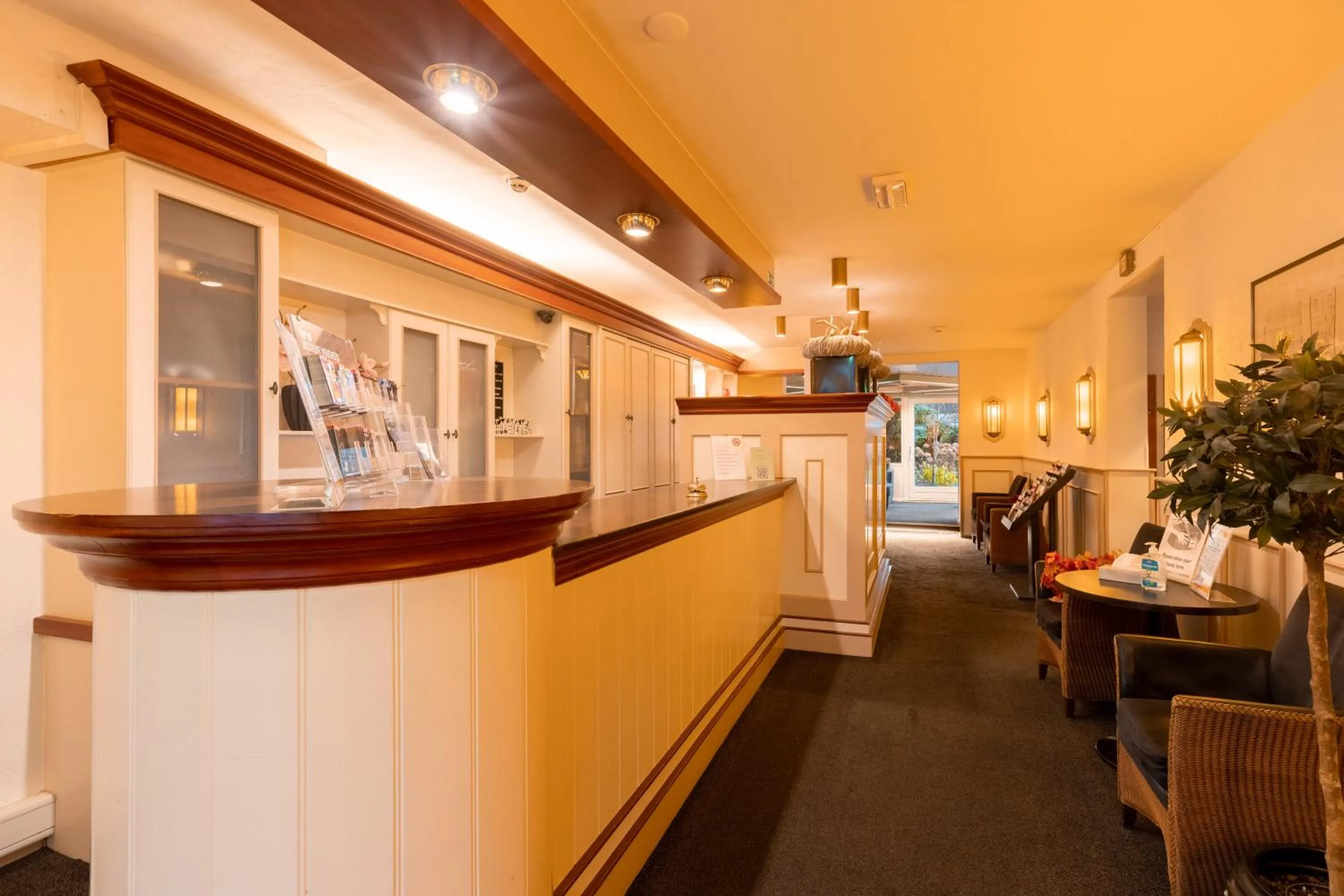 Lobby or reception in Owl Hotel