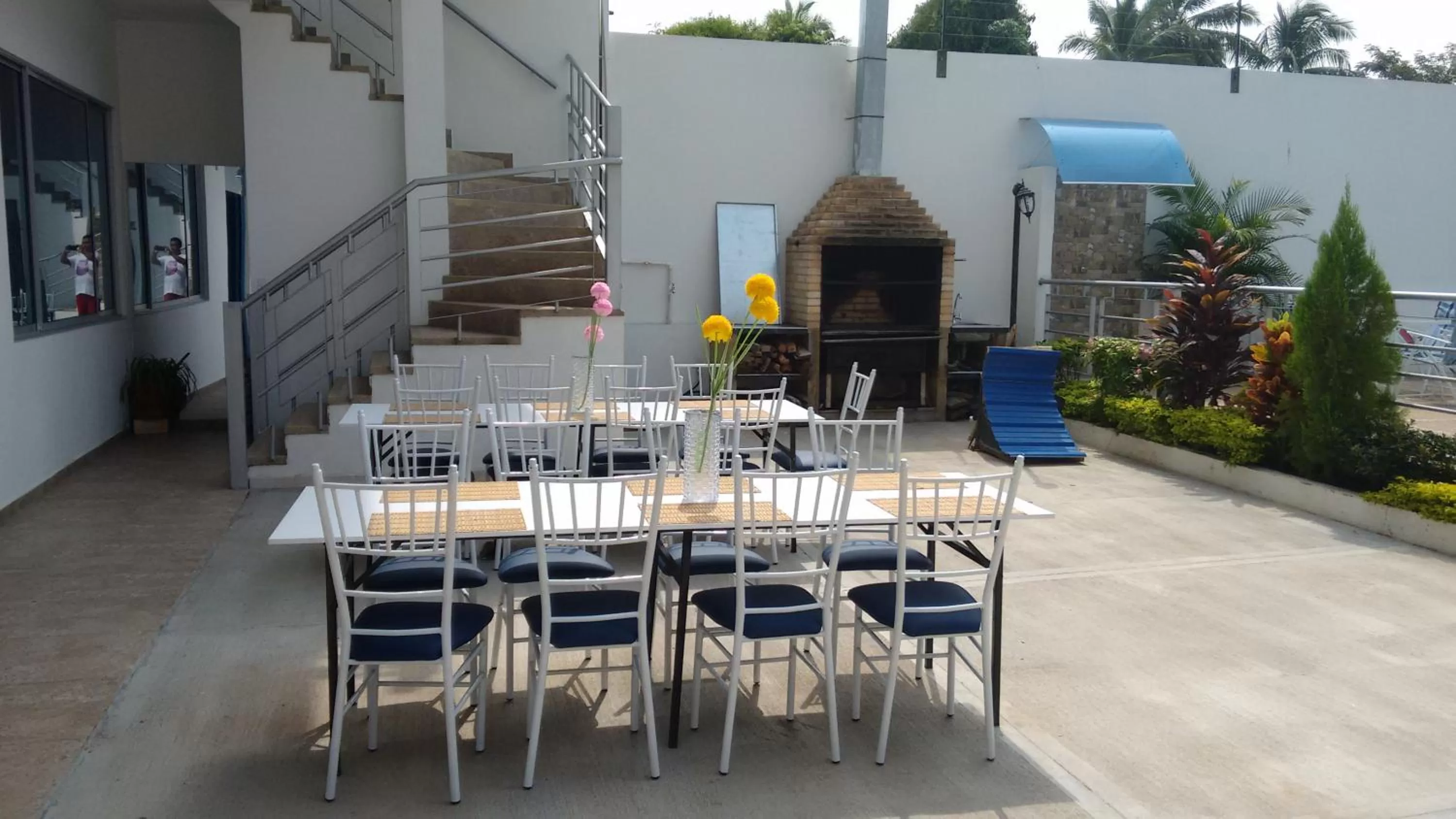 Restaurant/Places to Eat in Tropical Resort Tocaima