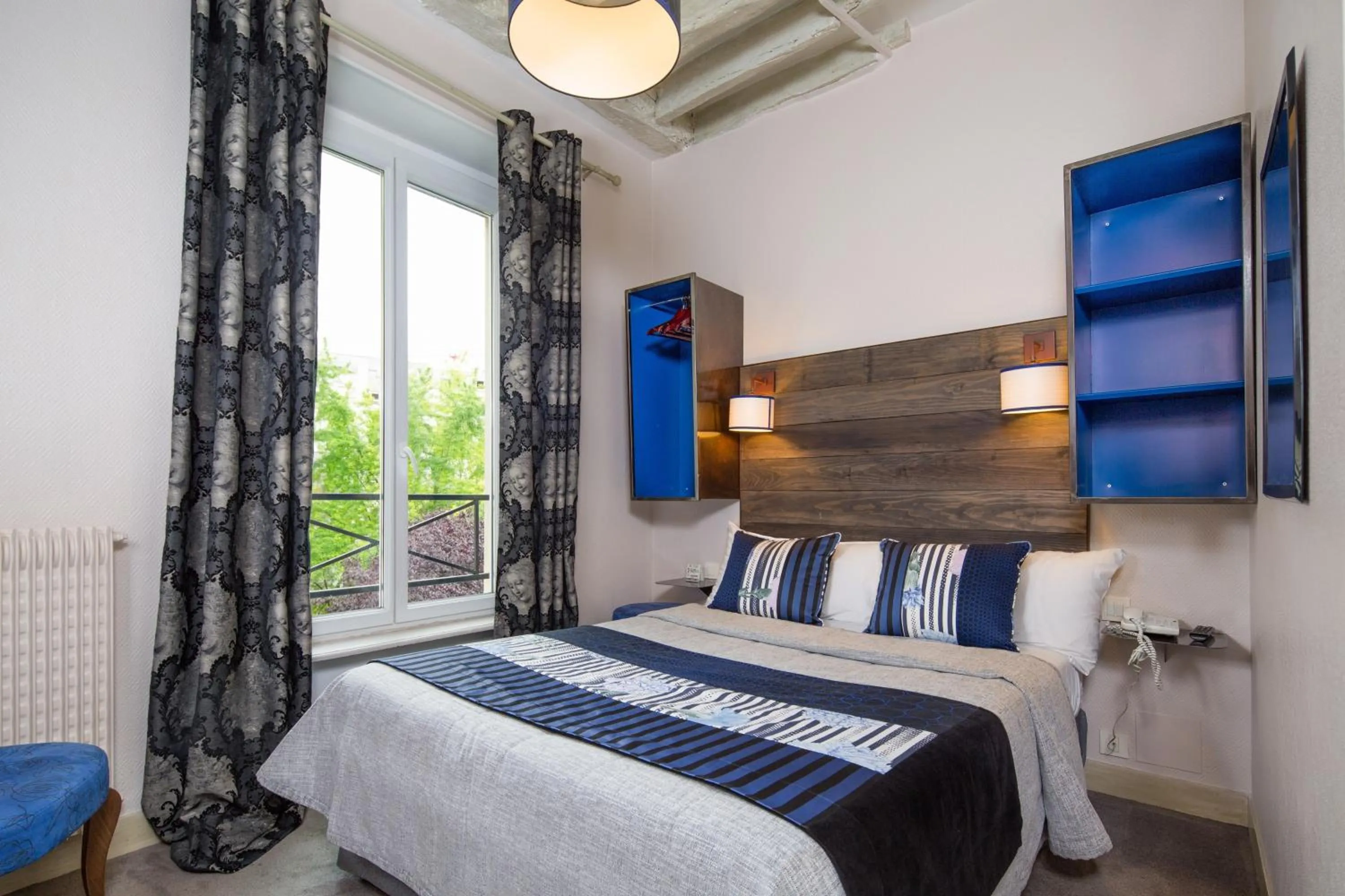 Bed in Hôtel Claret Bercy