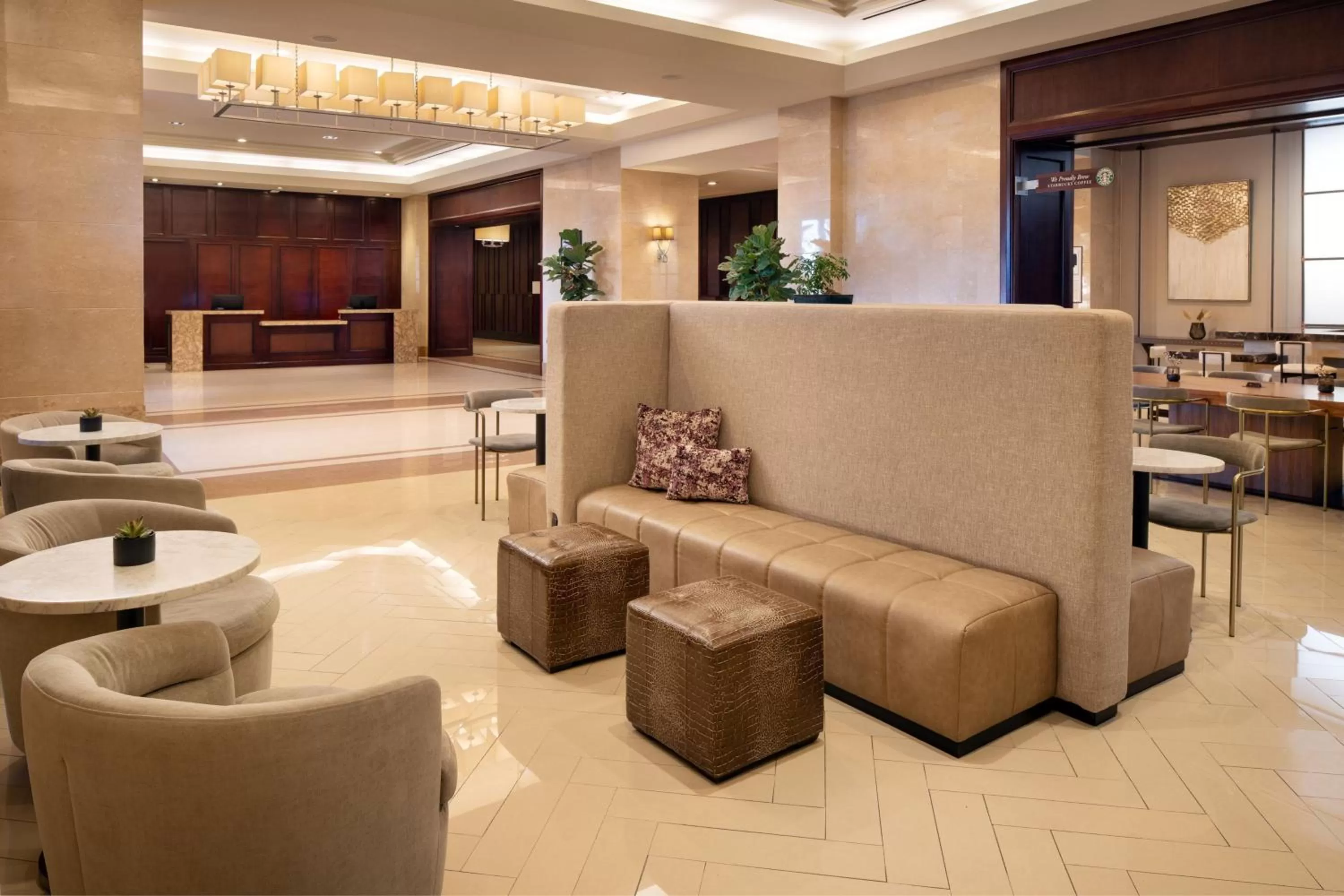 Lobby or reception in Sheraton Garden Grove-Anaheim South