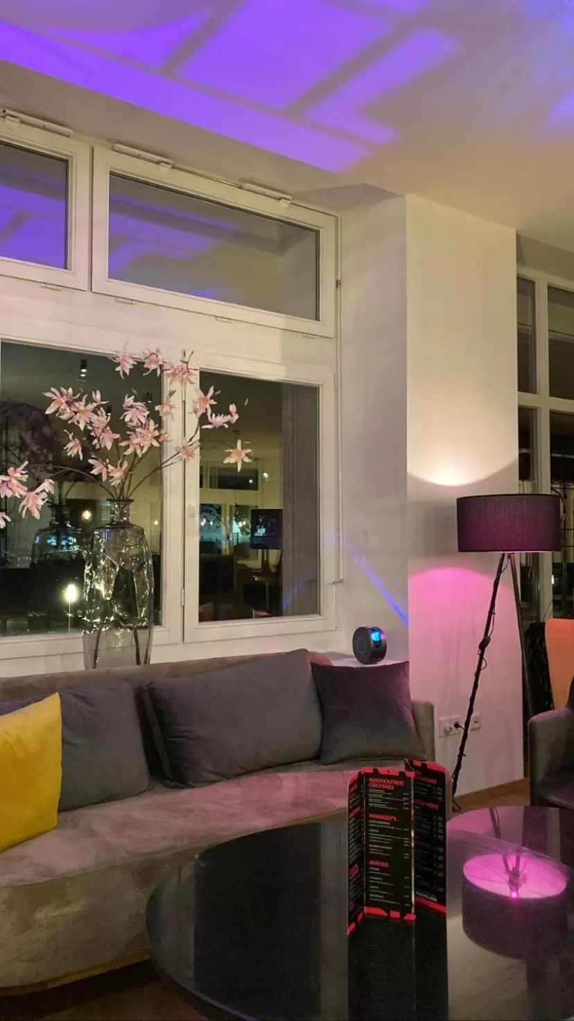 Seating area in DIWOTEL l RÜSSELSHEIM