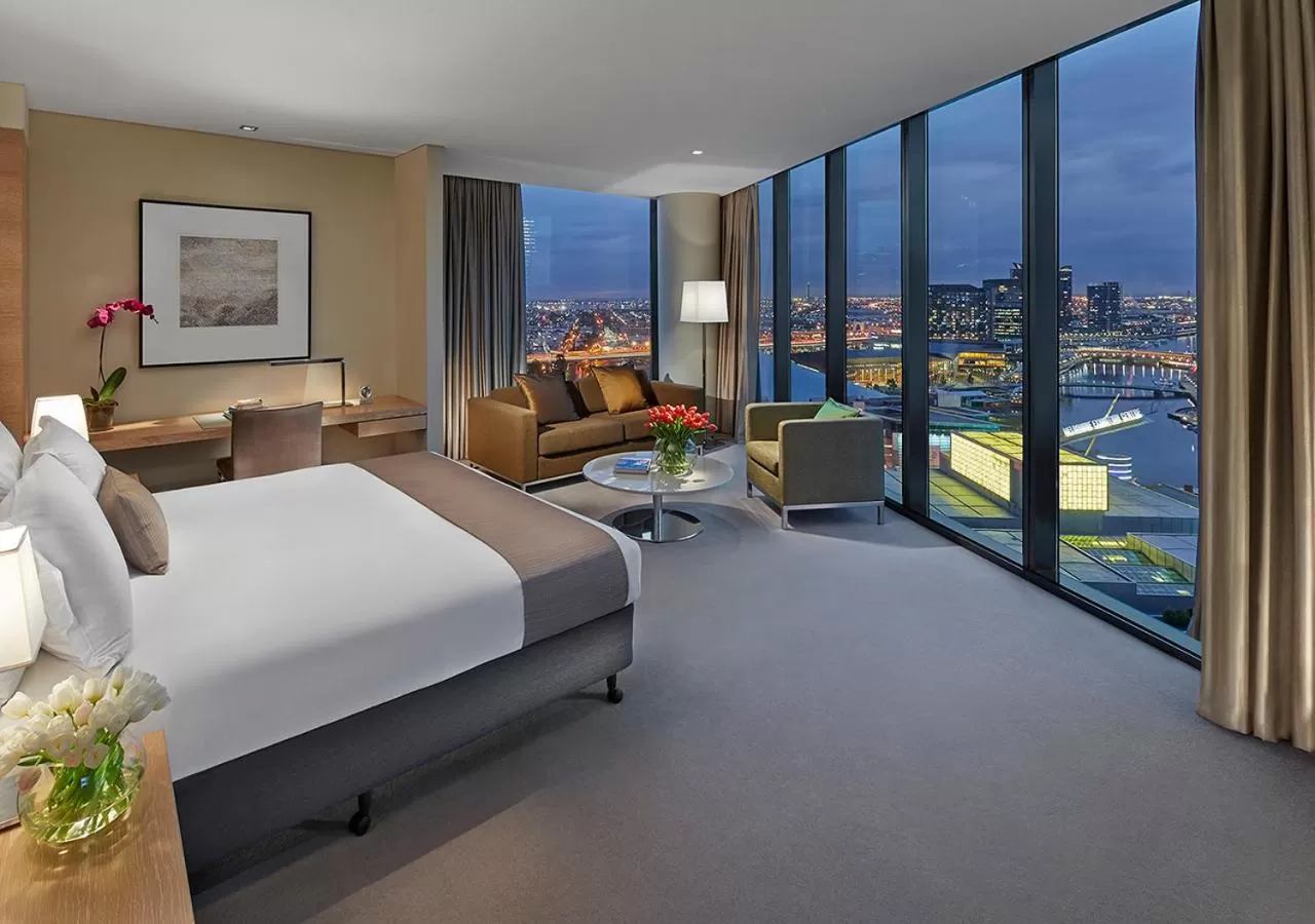 Photo of the whole room, Bed in Crown Promenade Melbourne