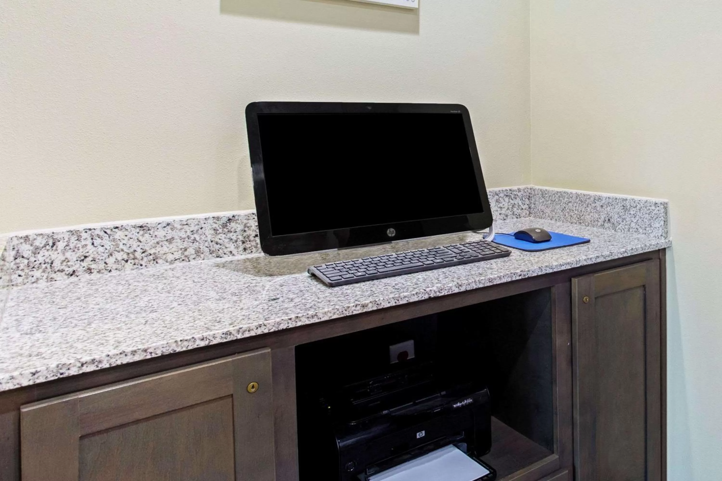 On site in La Quinta by Wyndham Paducah