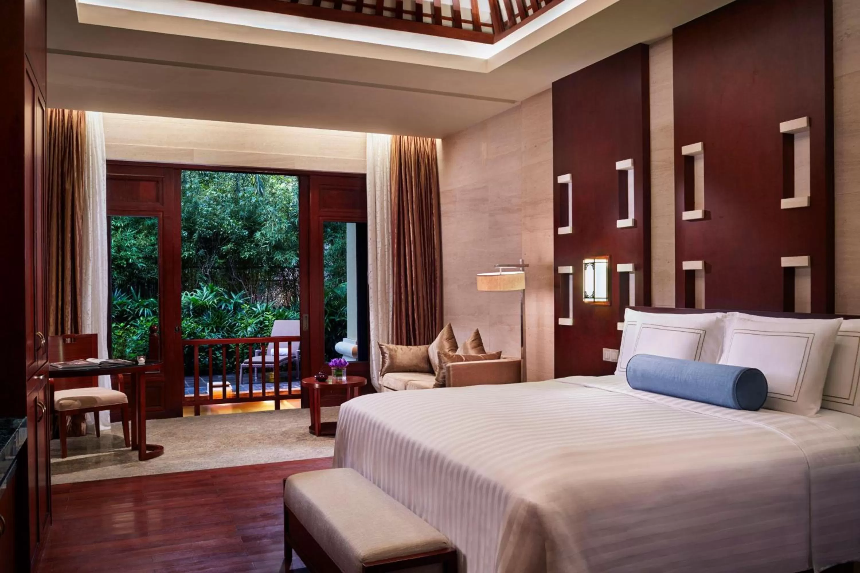 Other, Bed in The Ritz-Carlton Sanya, Yalong Bay