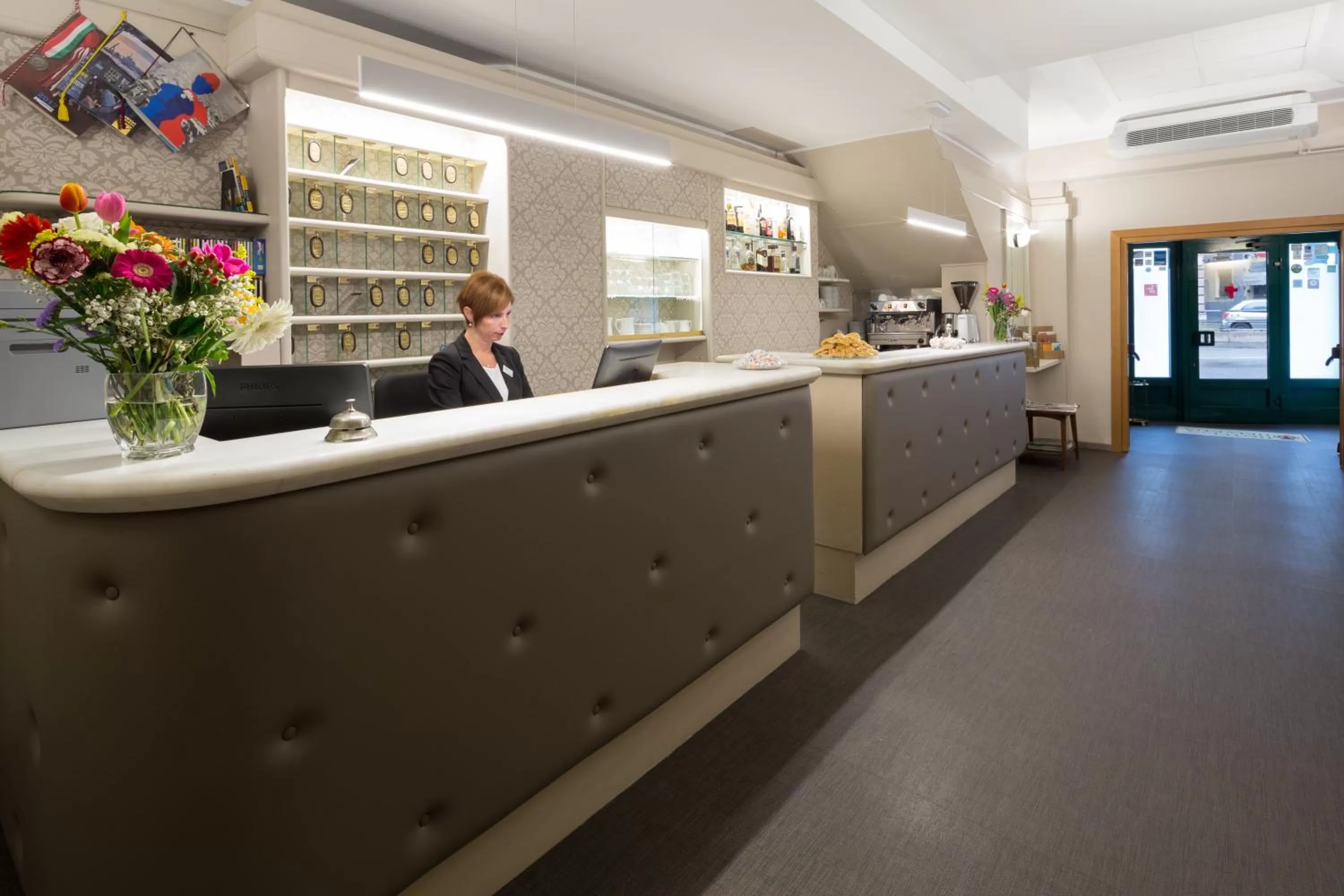 Lobby or reception in Hotel Helvetia