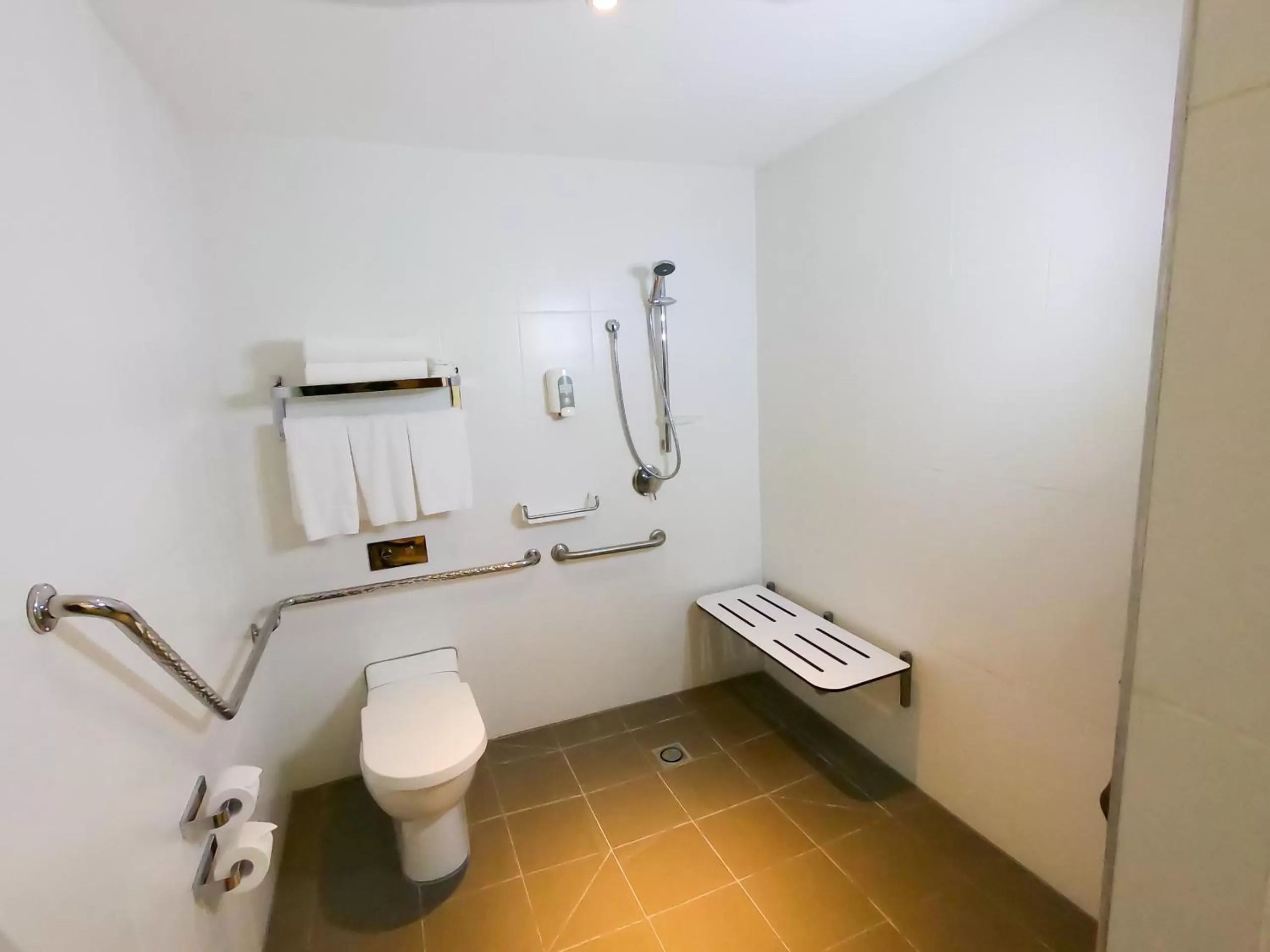 Bathroom in Holiday Inn Express Port Moresby by IHG