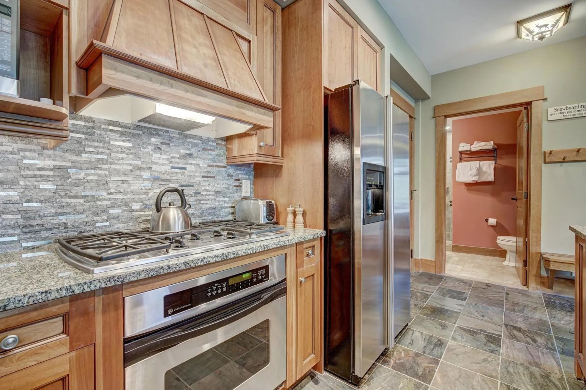 Kitchen or kitchenette in Timbers & Lone Eagle by Vail Resorts