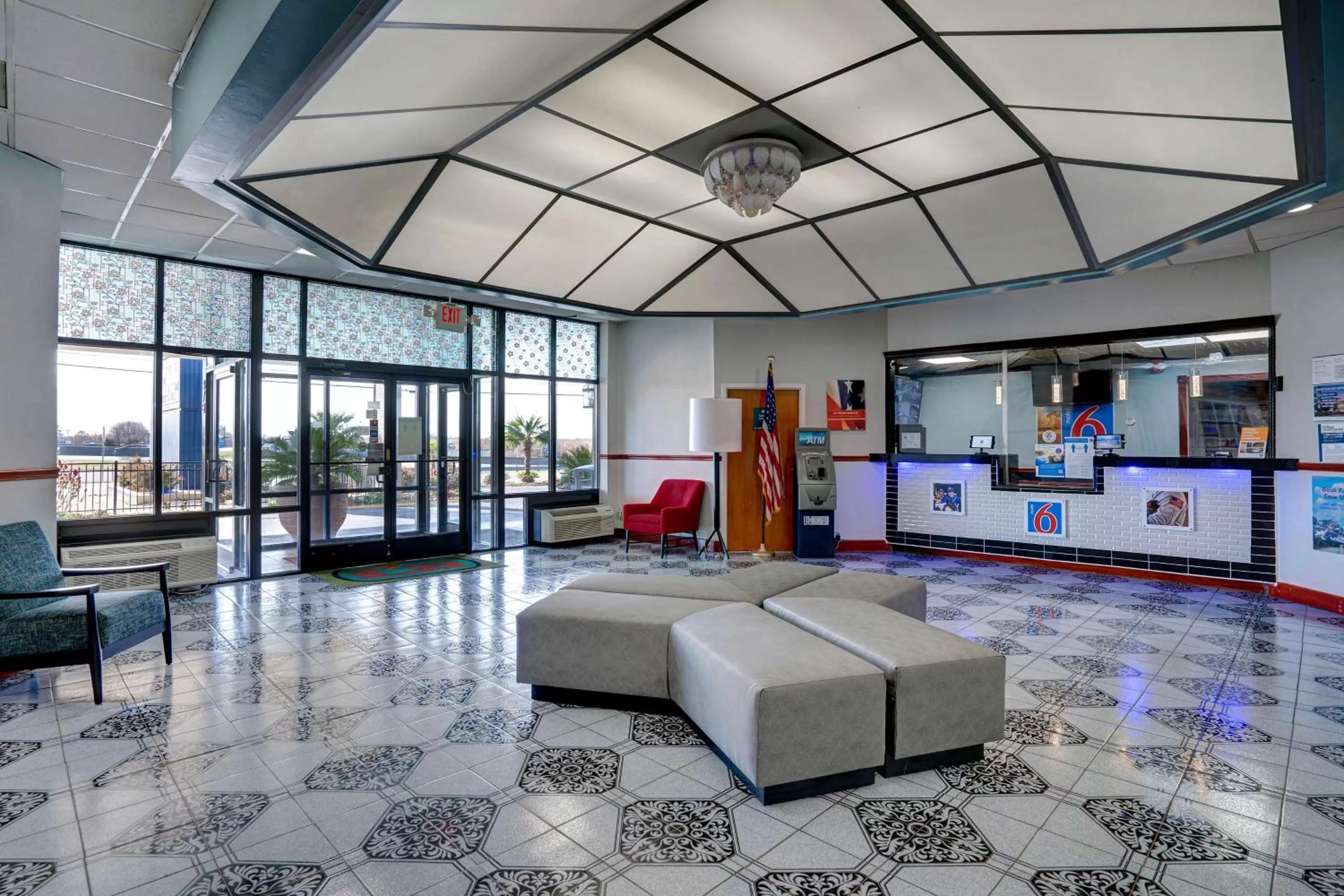 Lobby or reception in Motel 6 Burlington