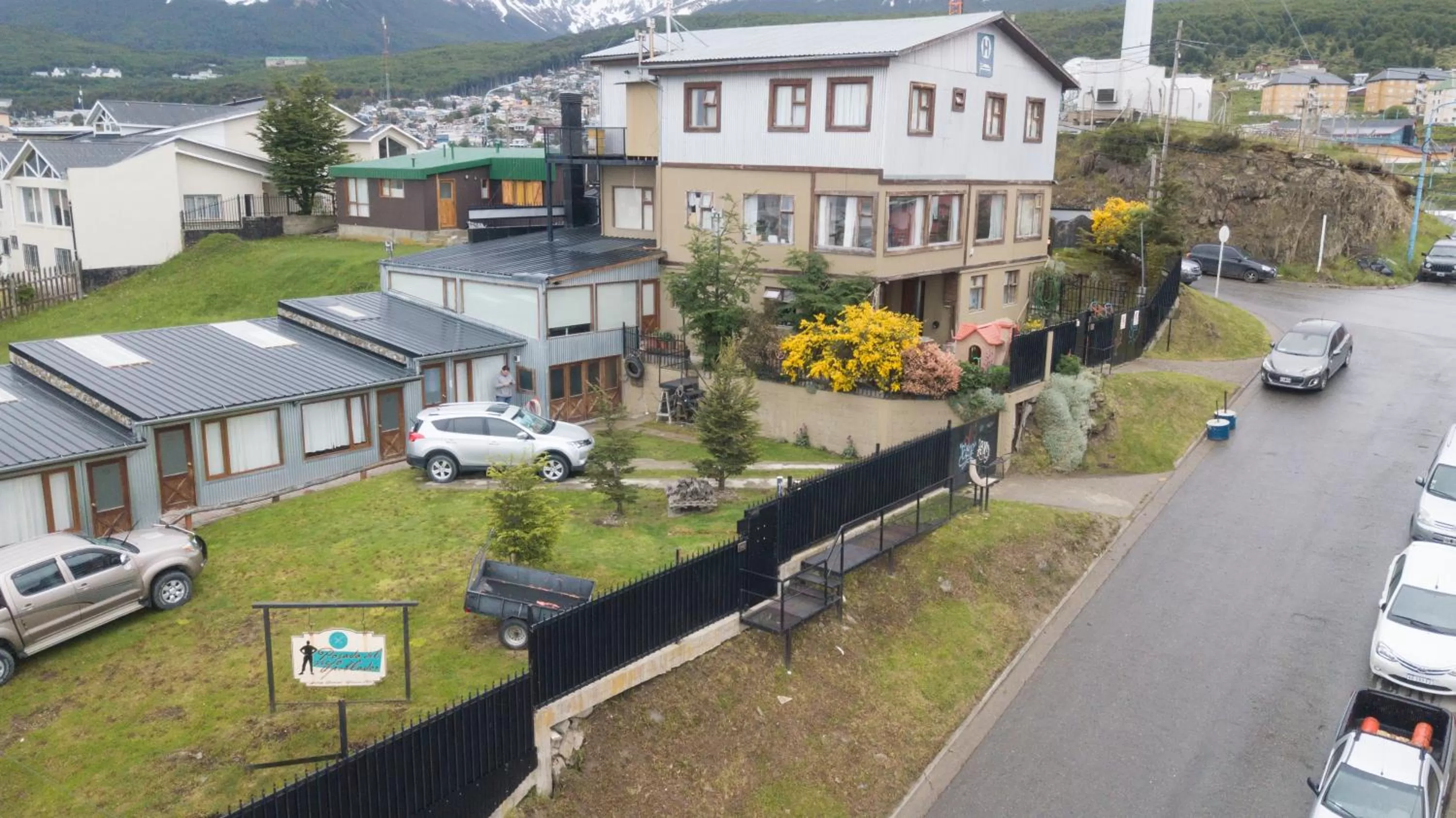 Neighbourhood in Hosteria Sloggett