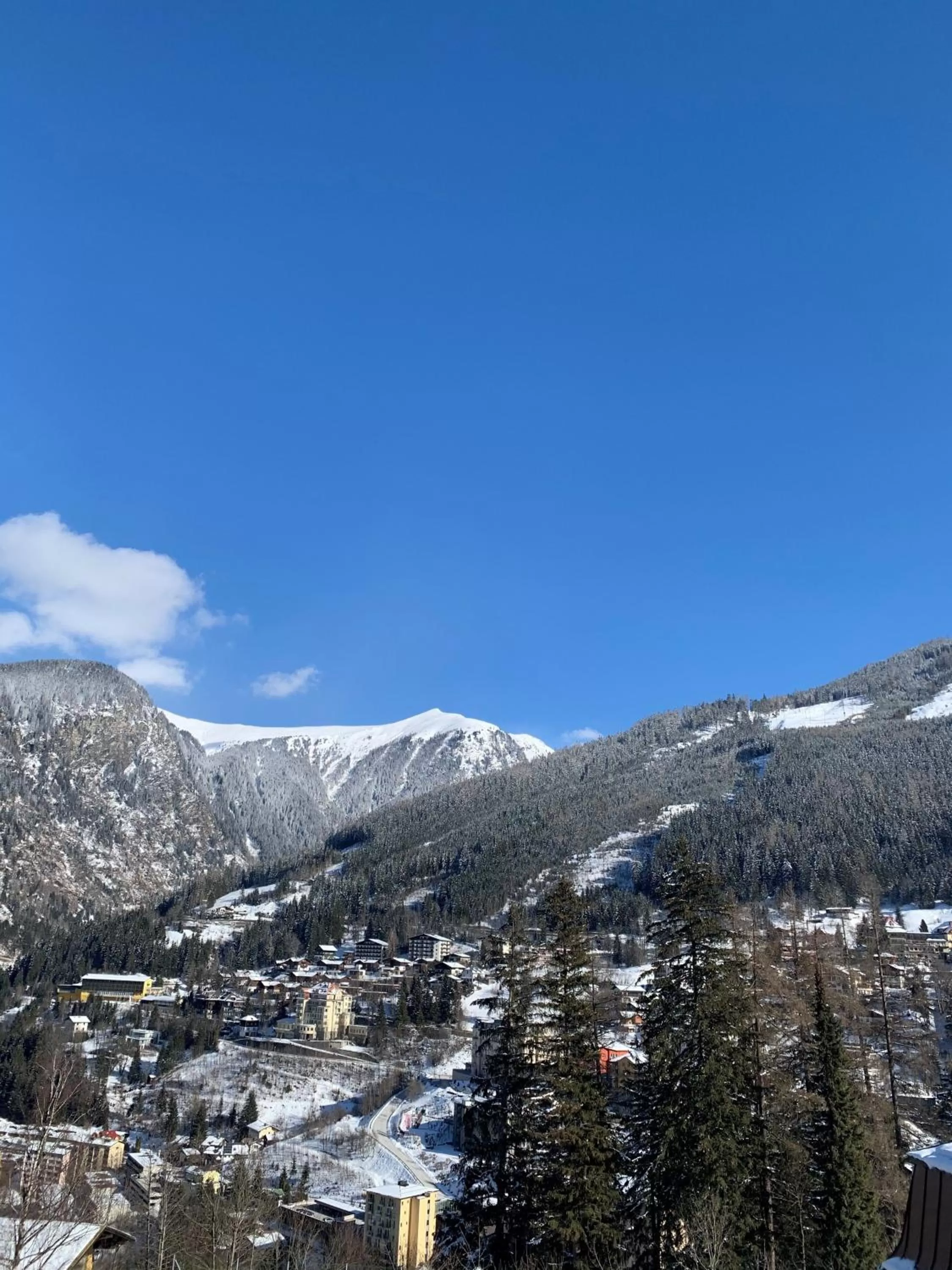 Mountain view, Winter in Nefer, Haus