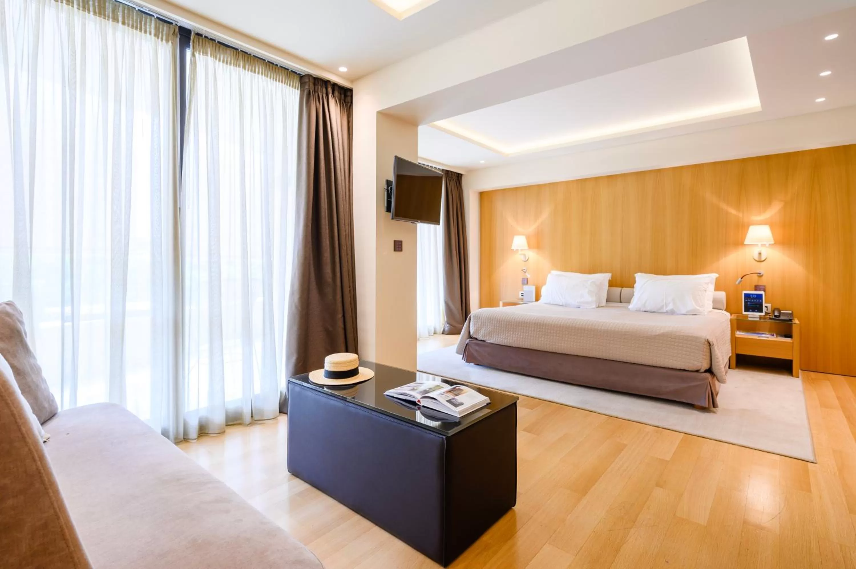 Bed in Somewhere Vouliagmeni