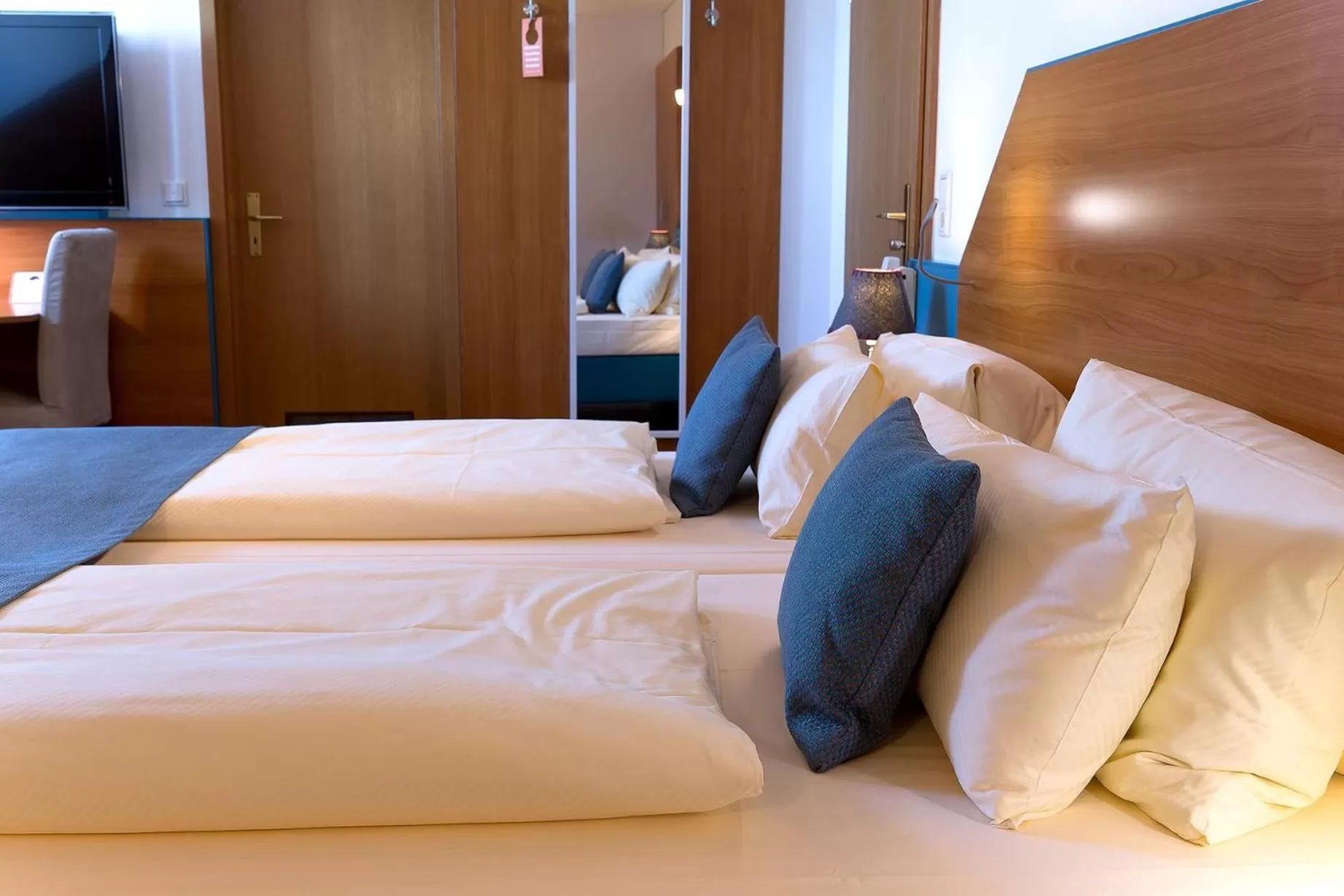 Photo of the whole room, Bed in Landgasthof Hotel Pröll