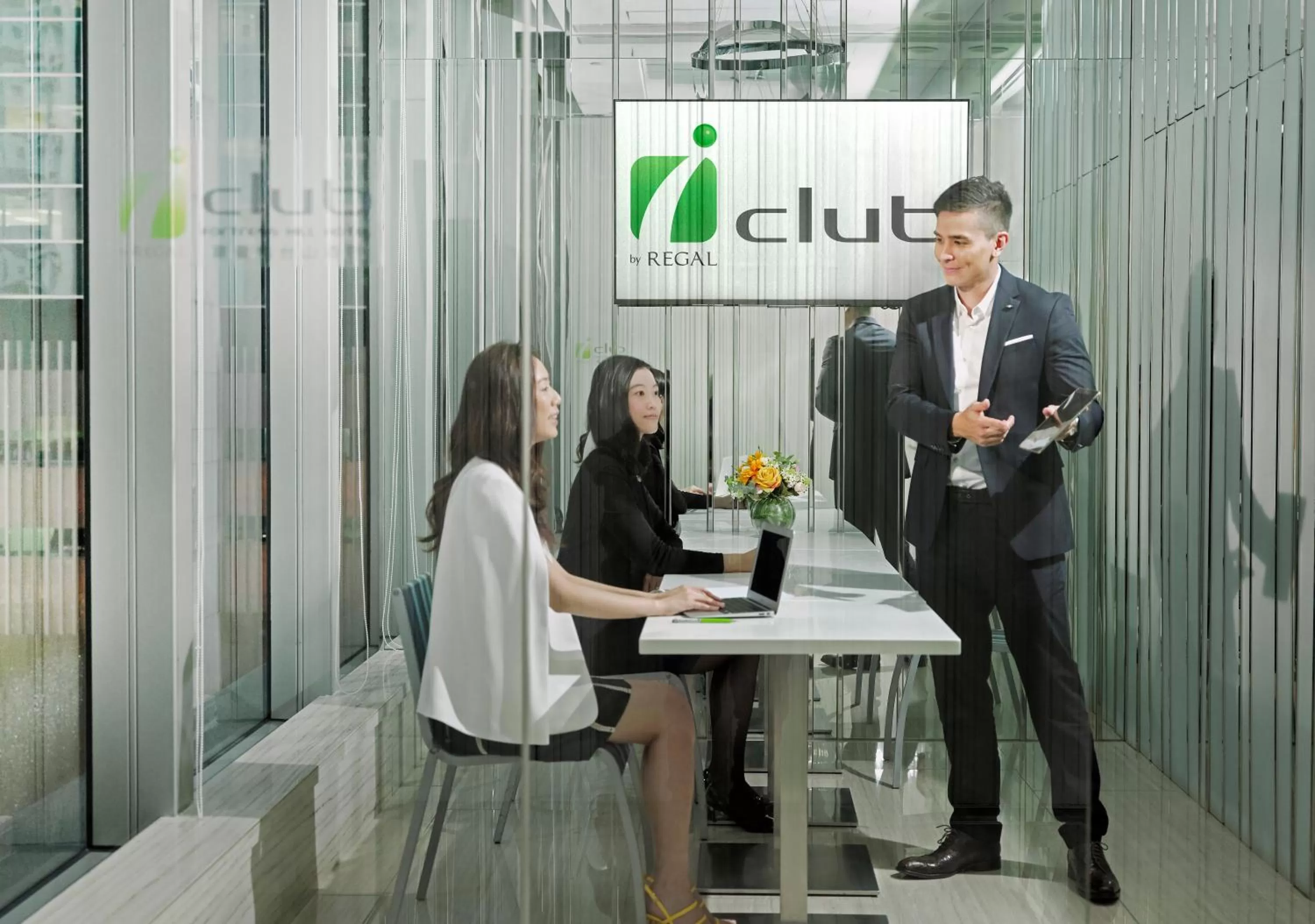 Meeting/conference room in iclub Fortress Hill Hotel