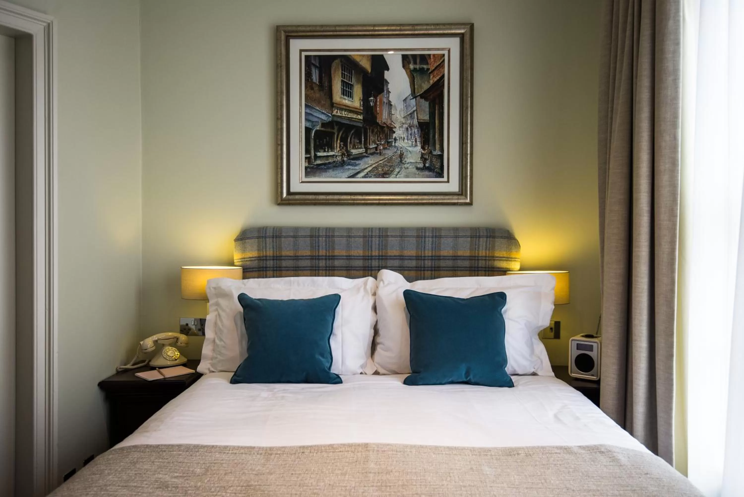 Bed in Judge's Lodging