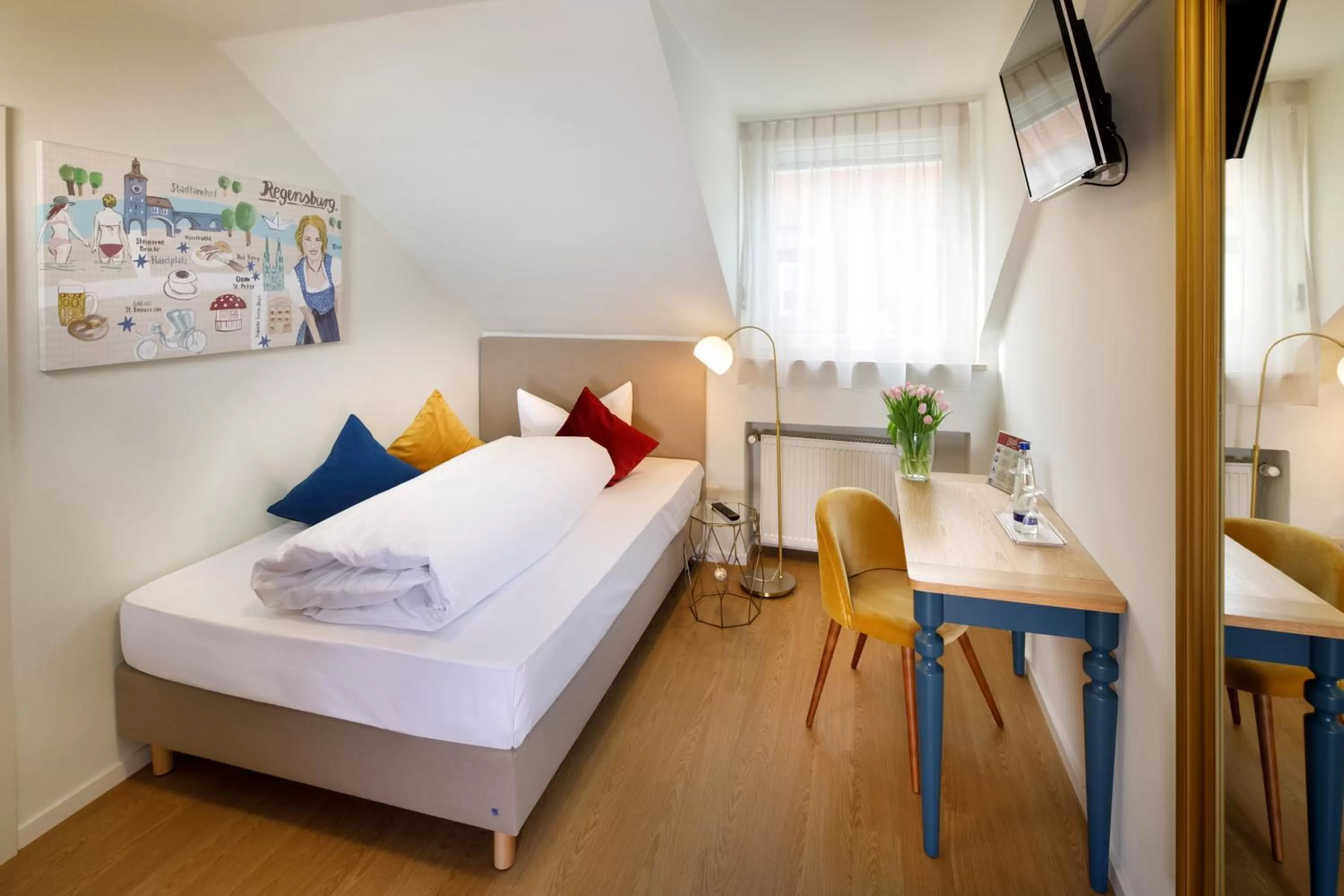 Bed in Rosi Boutique Hotel